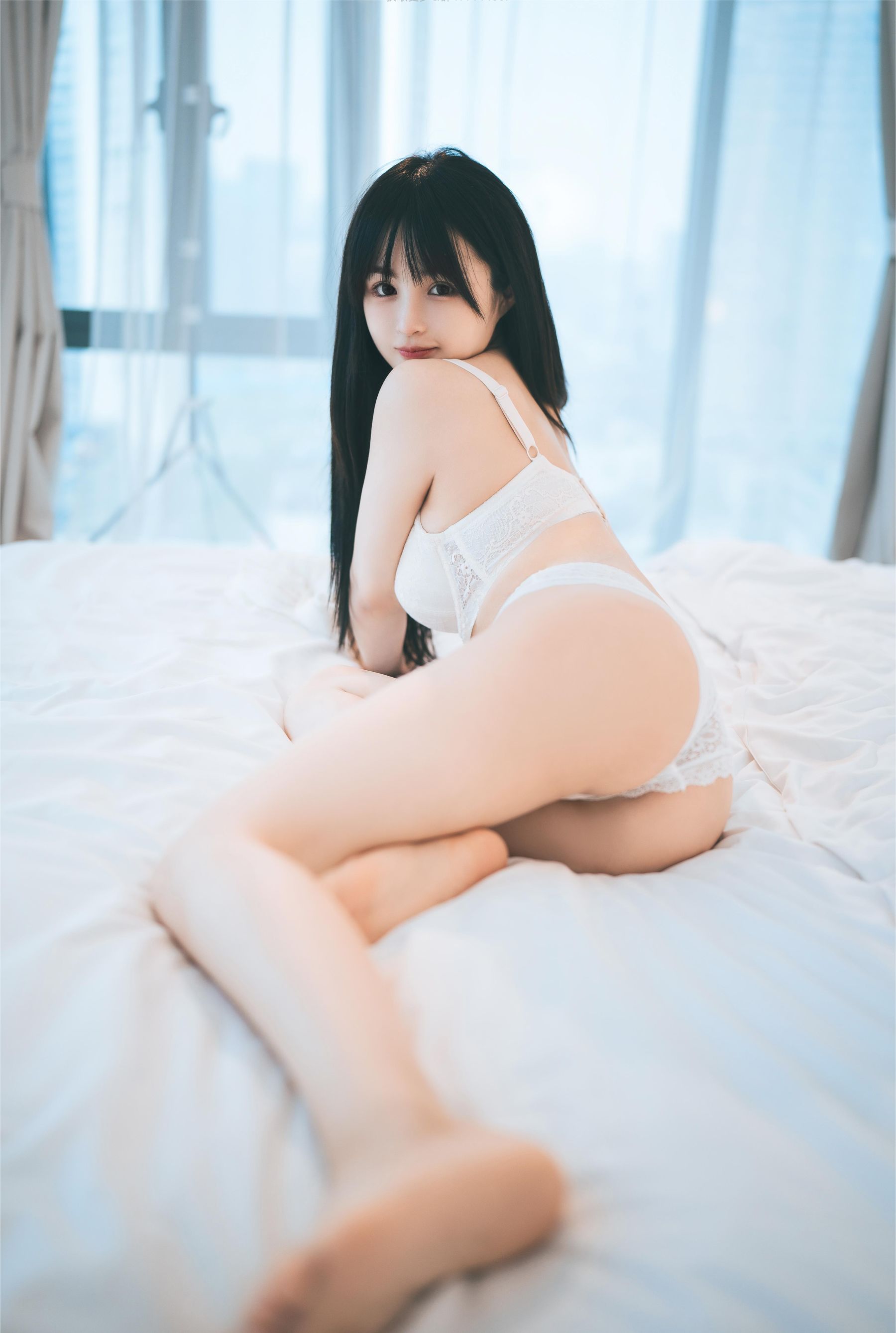 [福利COS] 桜井宁宁 - 人妻
