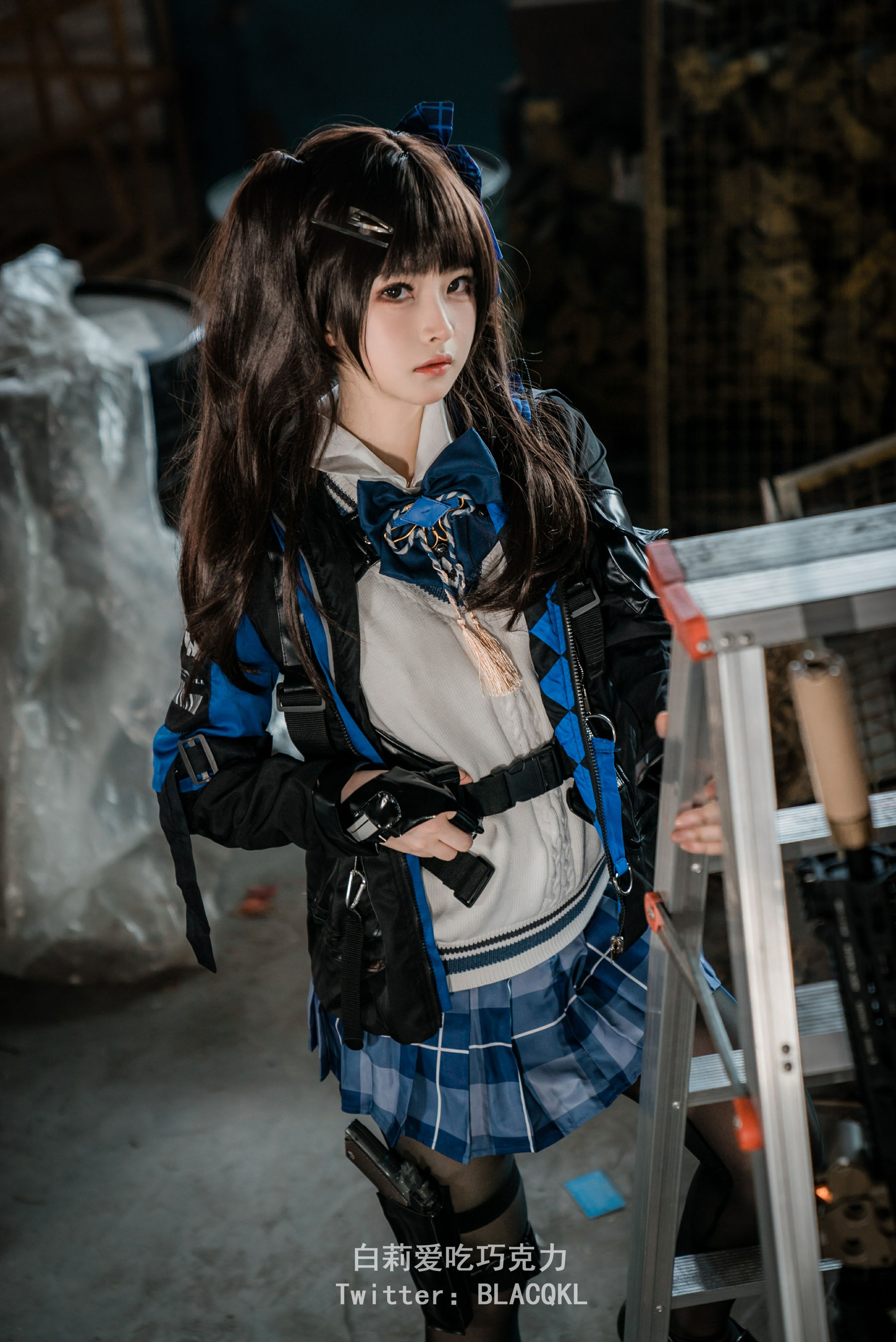 [福利COS] 白莉爱吃巧克力 - 关小雨