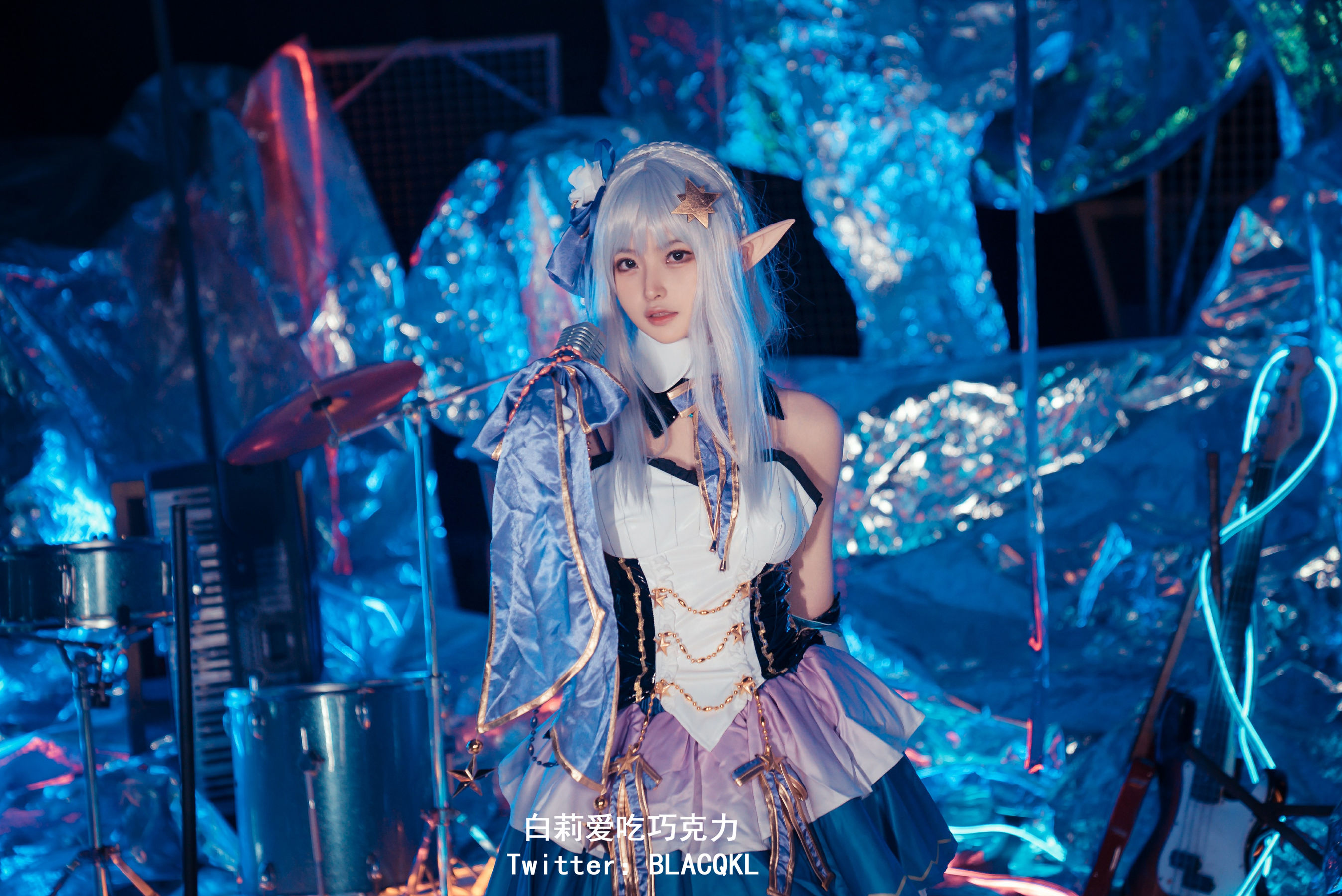 [福利COS] 白莉爱吃巧克力 - 爱蜜莉雅