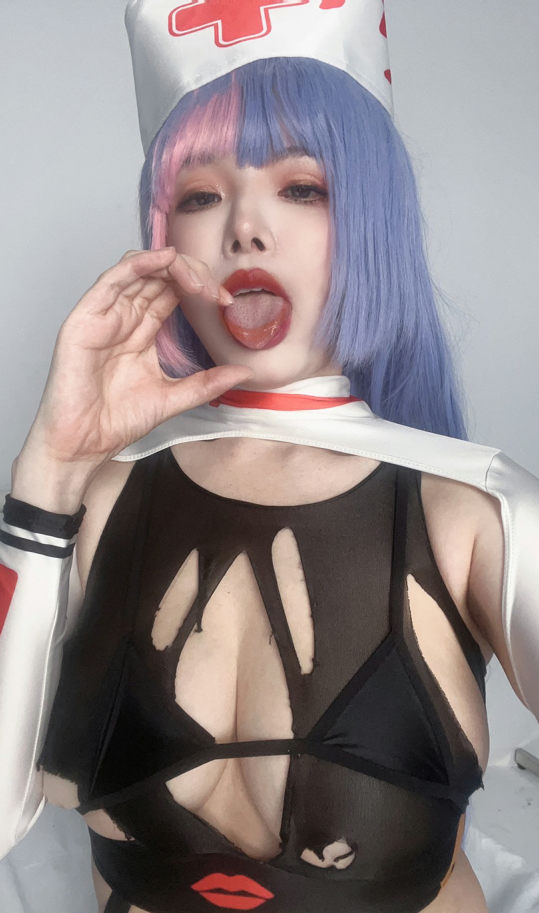 [福利COS] 秋和柯基(夏小秋秋秋) - 专属护士