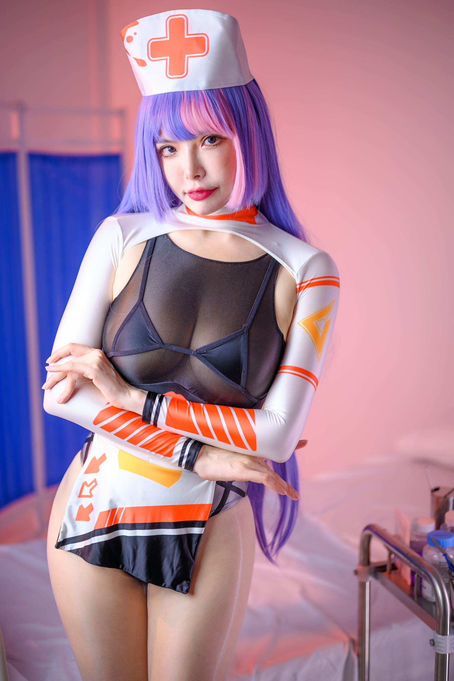 [福利COS] 秋和柯基(夏小秋秋秋) - 专属护士