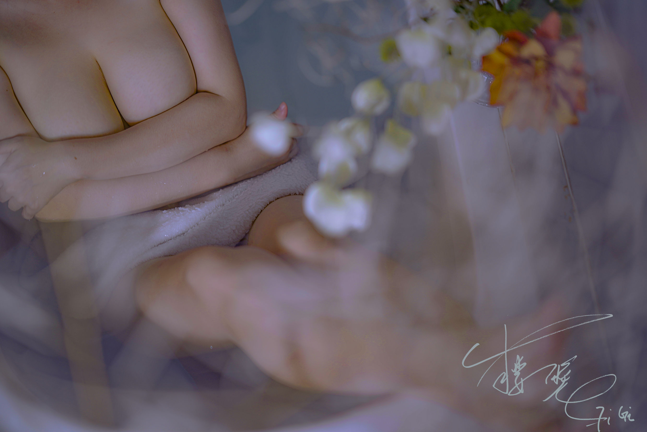 [福利COS] 网络红人樱晚gigi - 清衣.池