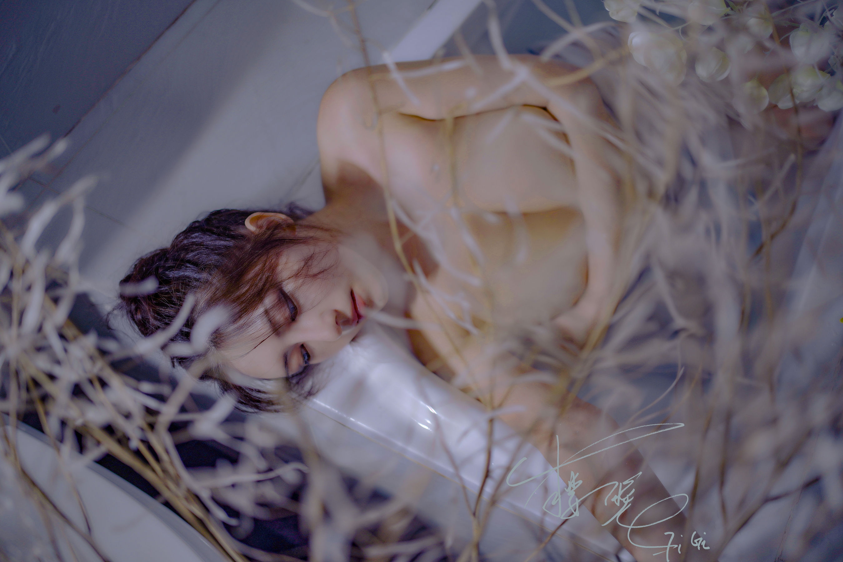 [福利COS] 网络红人樱晚gigi - 清衣.池