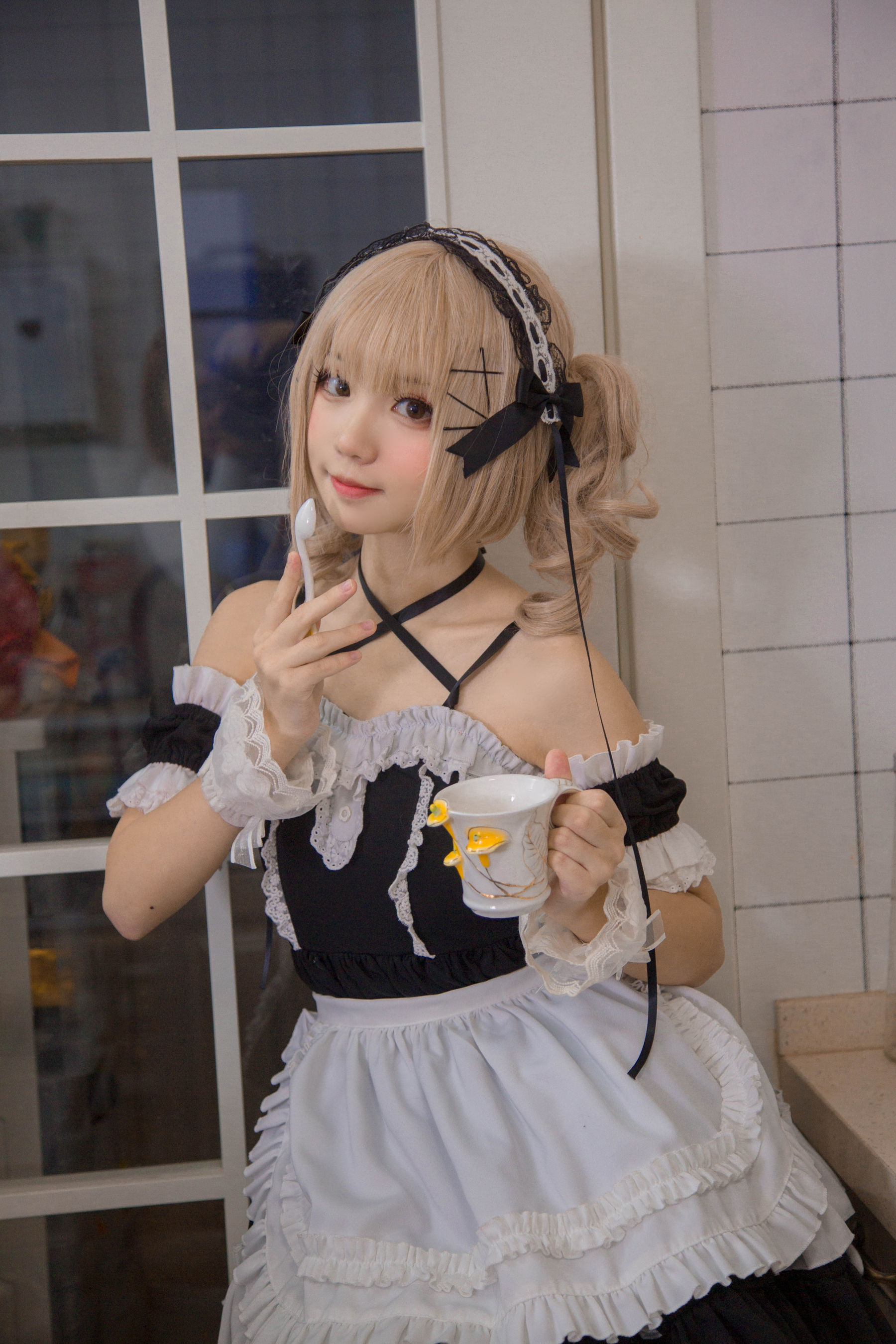 [福利COS] 花柒Hana - 女仆