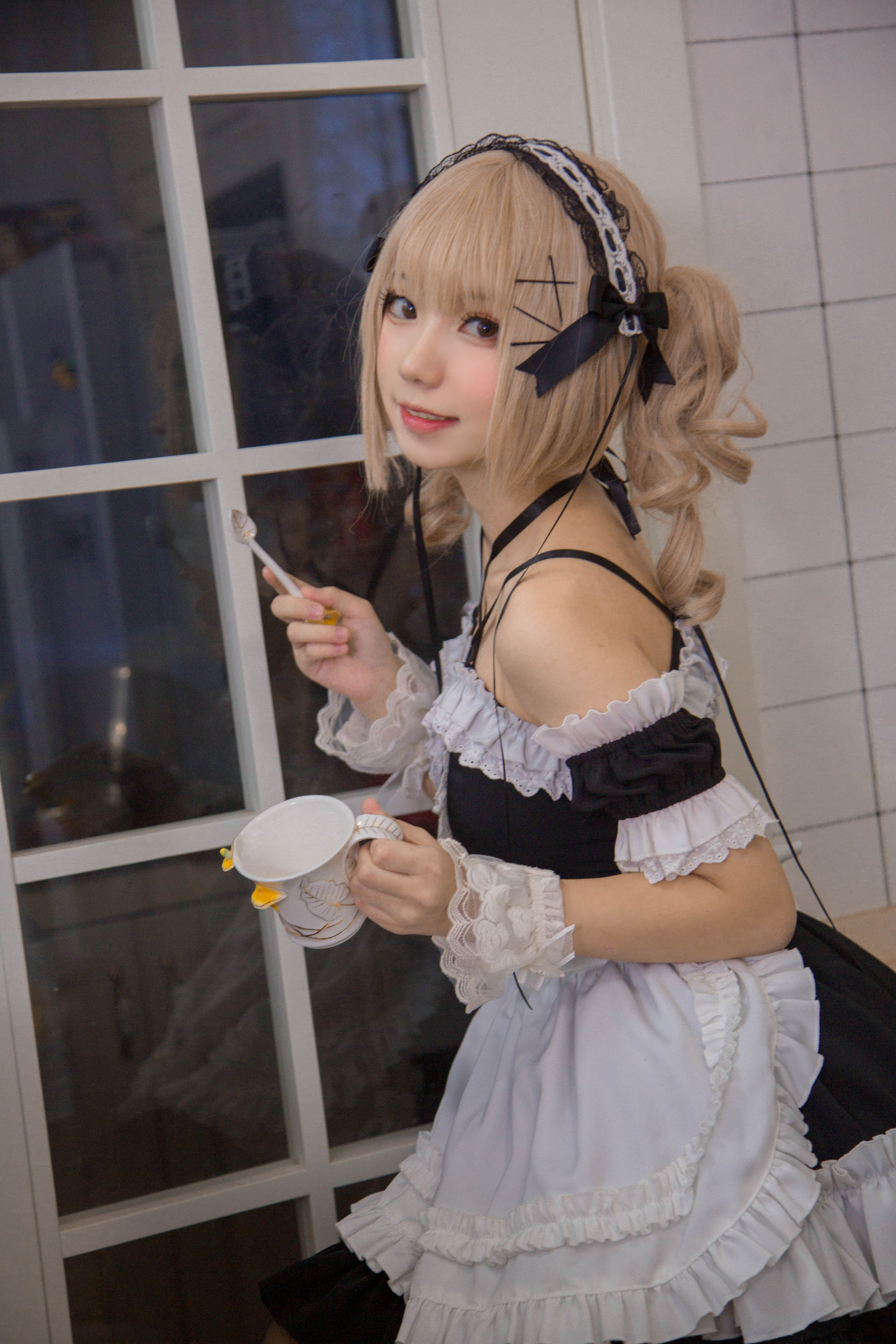 [福利COS] 花柒Hana - 女仆