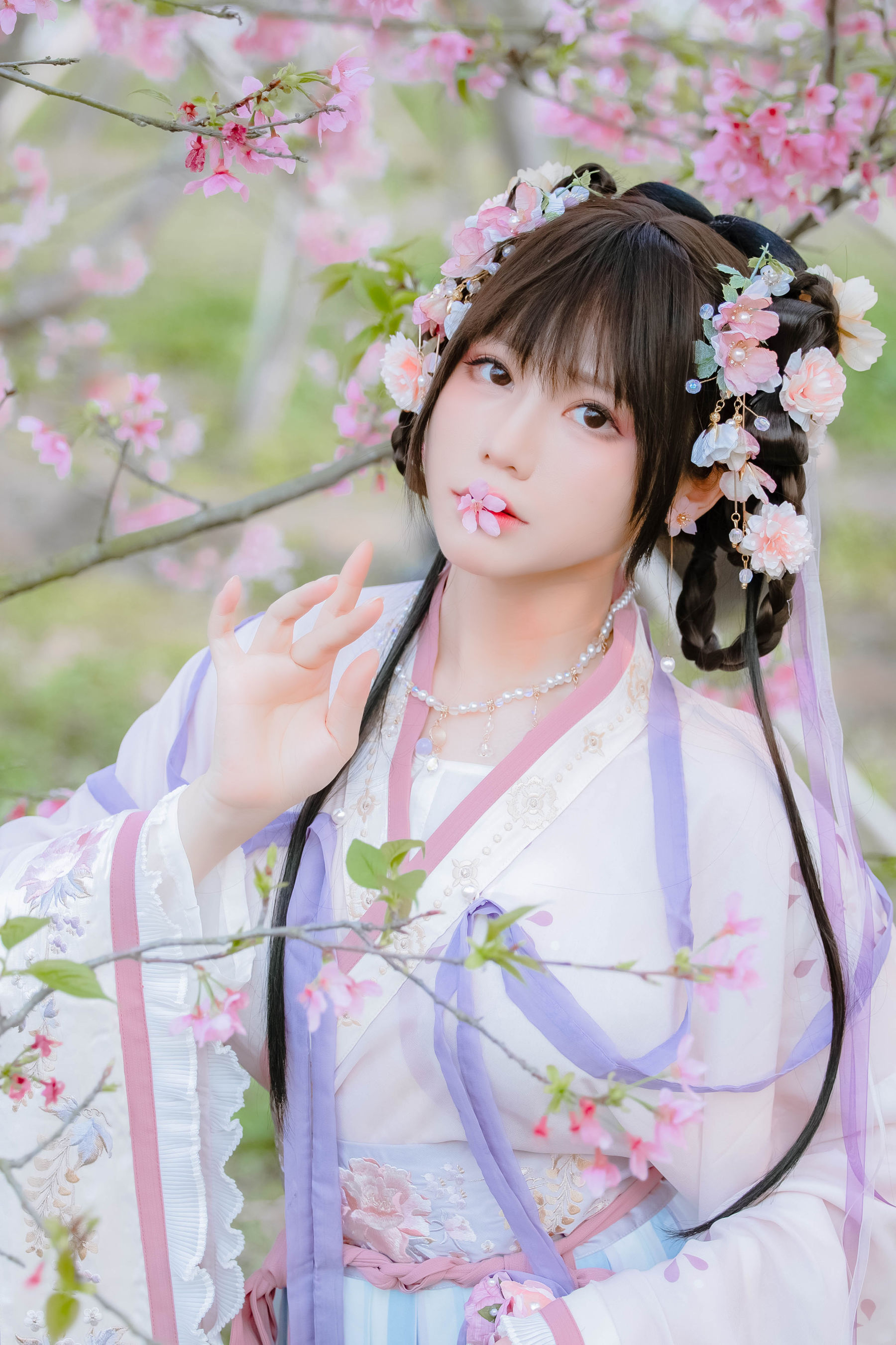 [福利COS] 萌妹子Nyako喵子 - 樱花汉服 花神祈愿