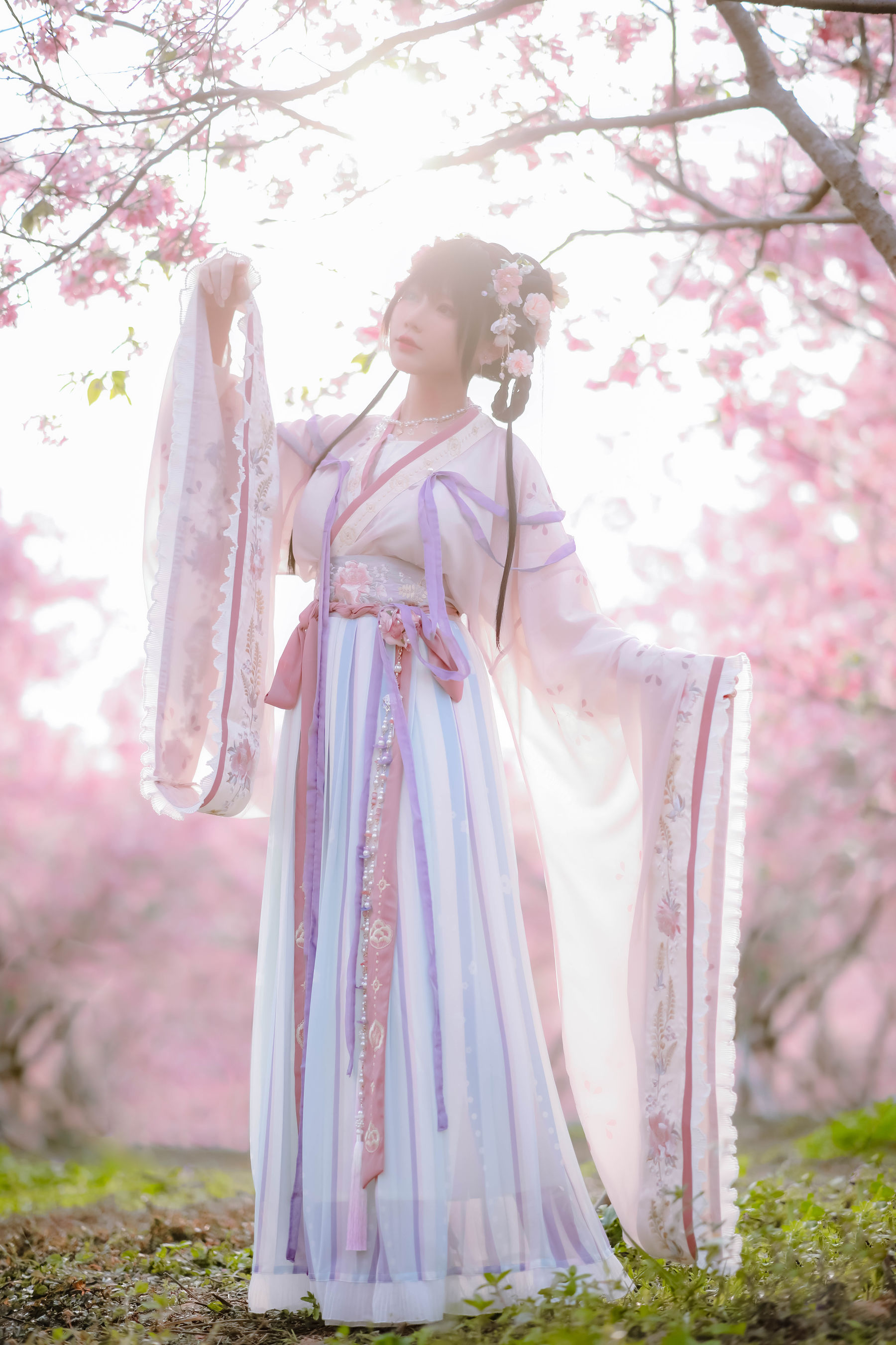 [福利COS] 萌妹子Nyako喵子 - 樱花汉服 花神祈愿