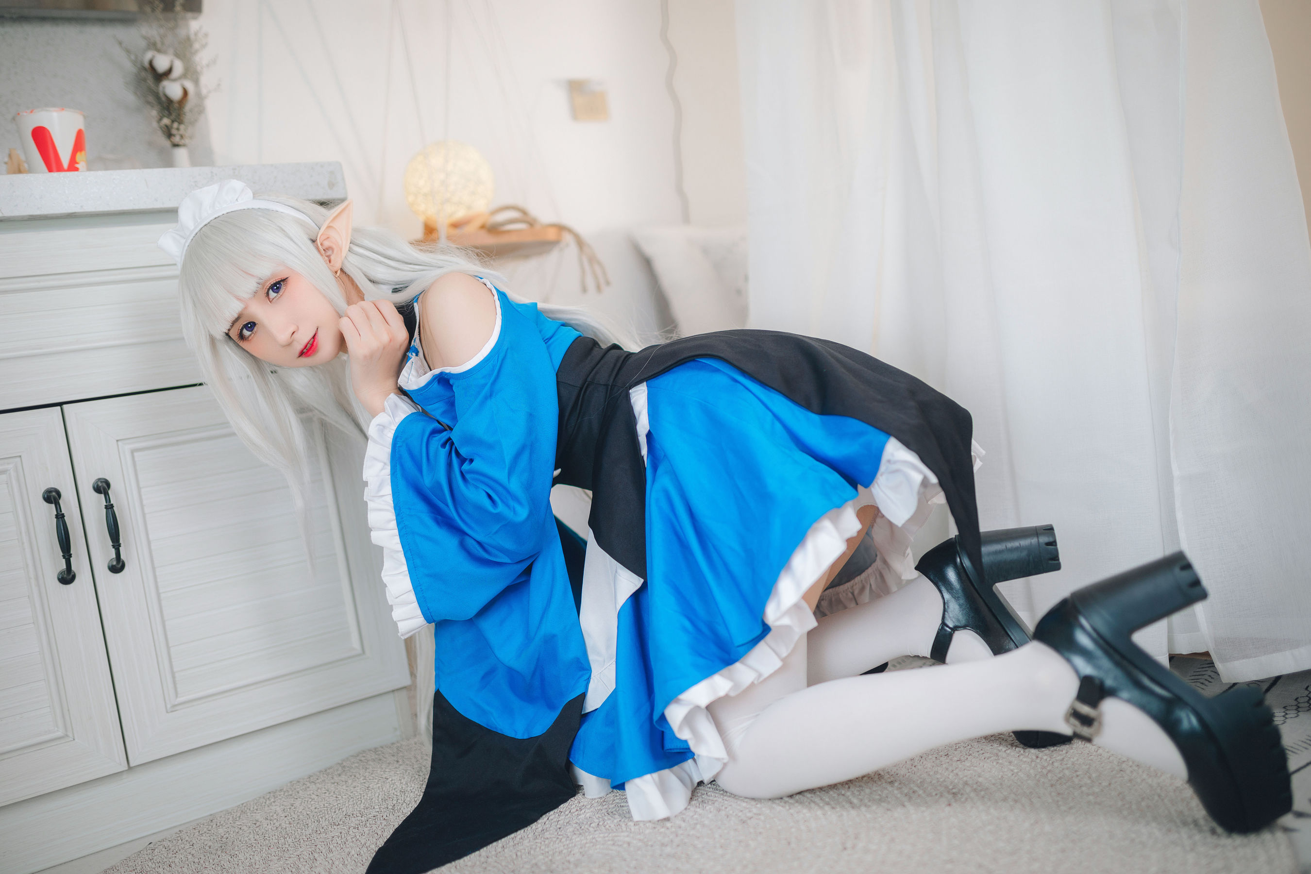 [福利COS] 贝儿酱Miki - 艾米莉亚女仆