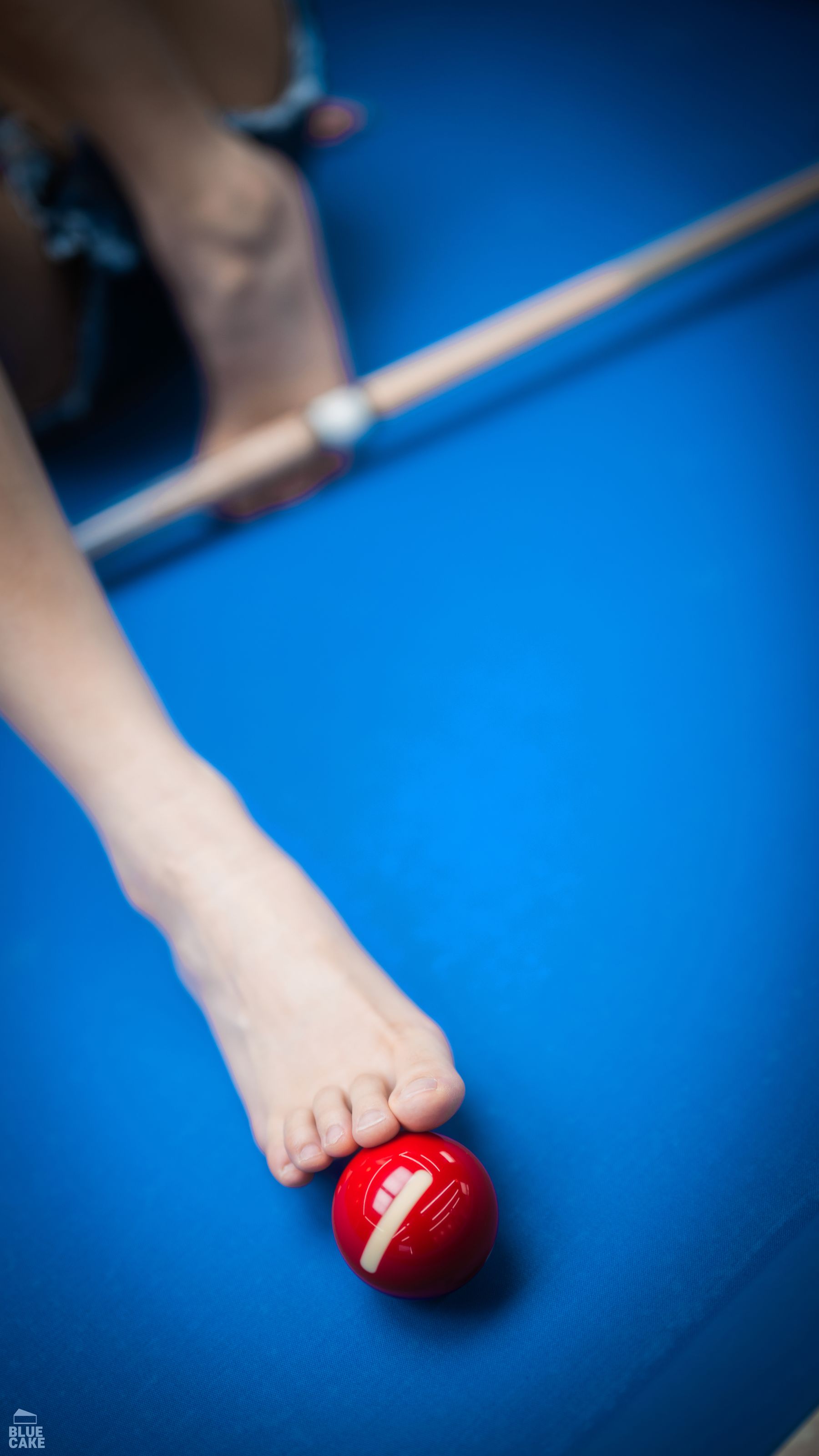 [BLUECAKE]  Bomi - Secret Billiard Room Red