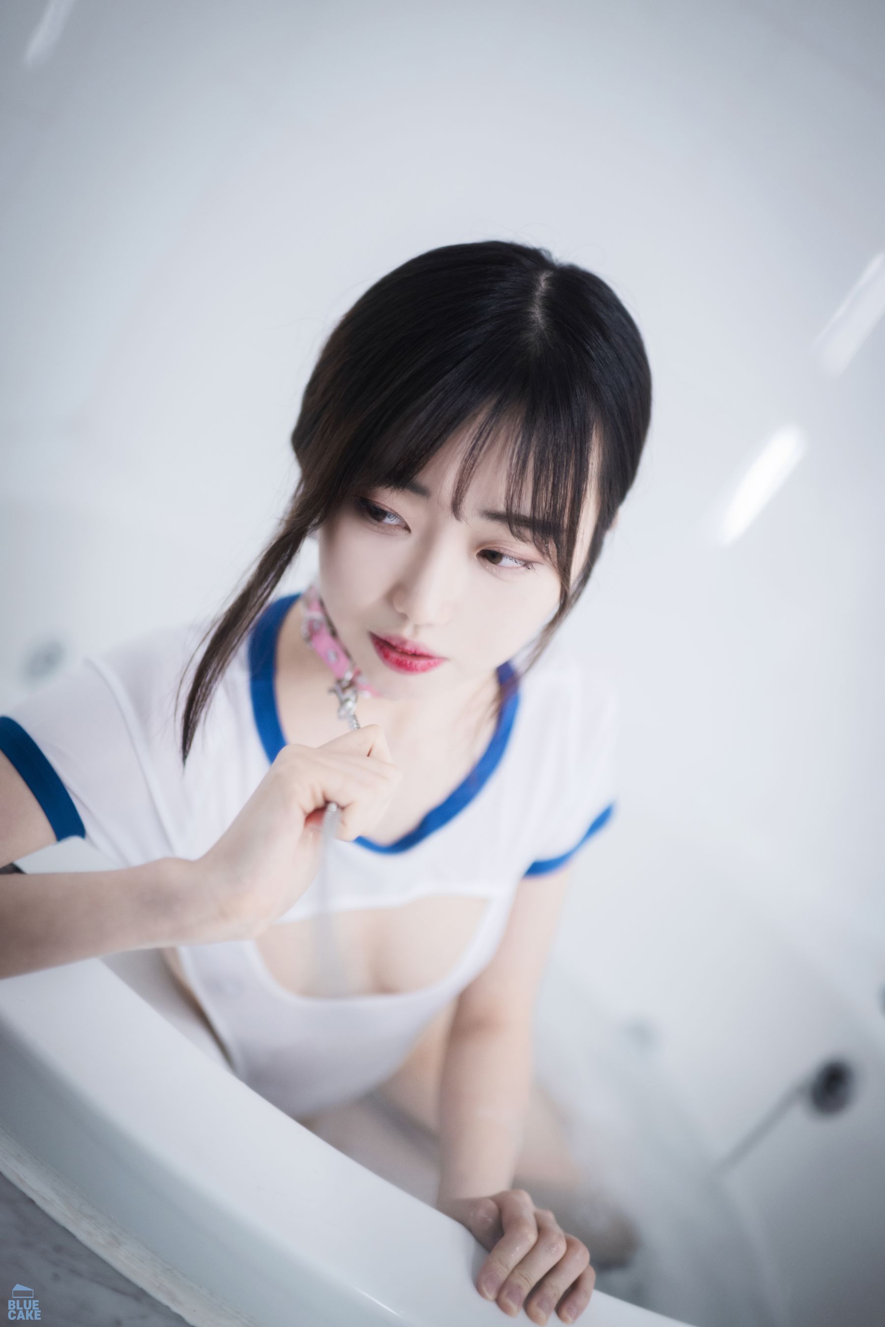 [BLUECAKE]  JiWon - White.One
