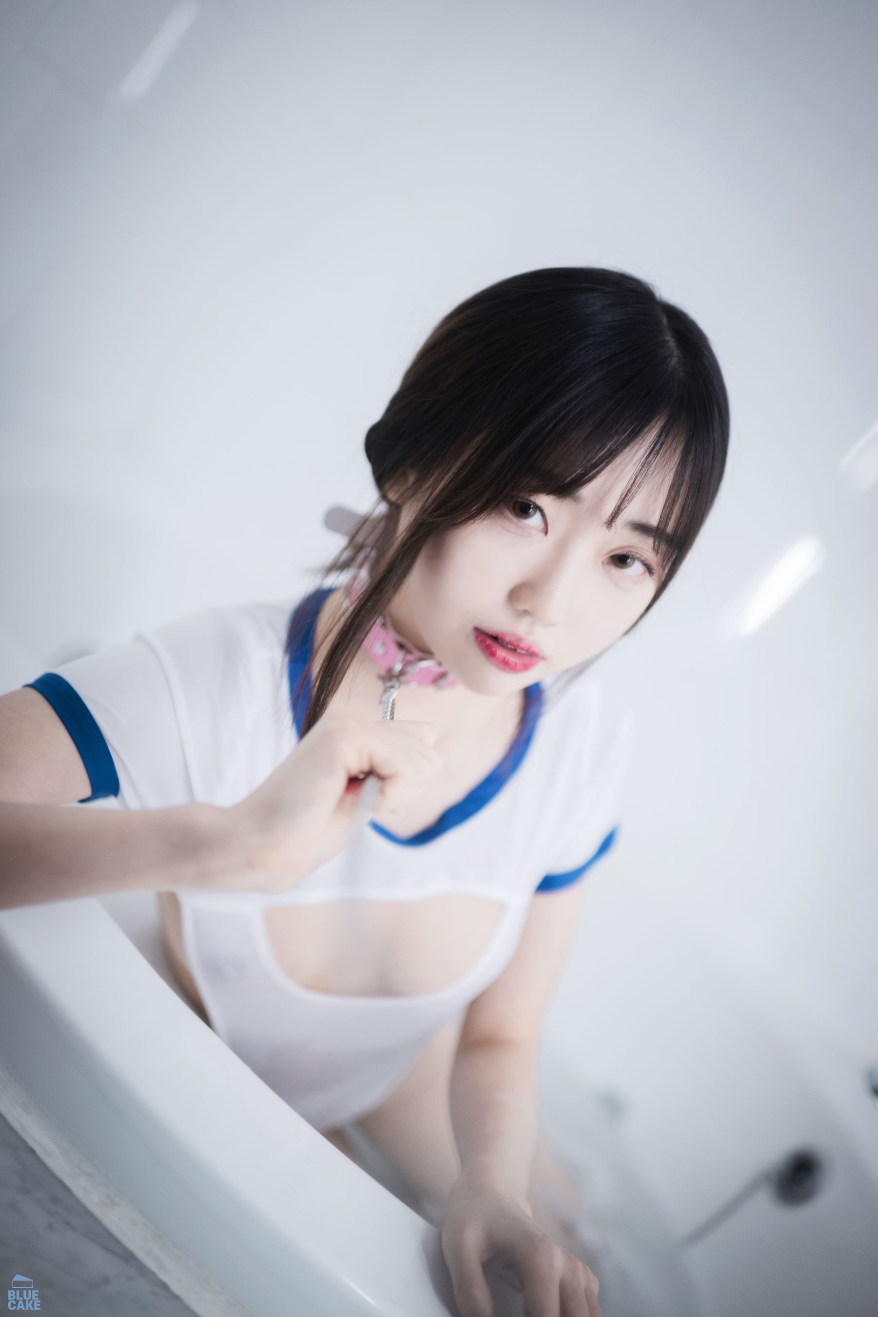 [BLUECAKE]  JiWon - White.One