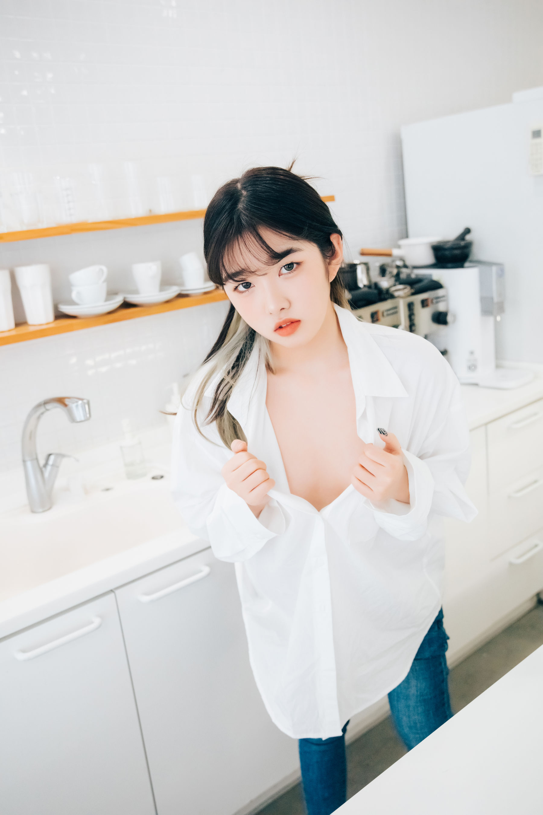 [LOOZY]  Sonson - Nude Apron