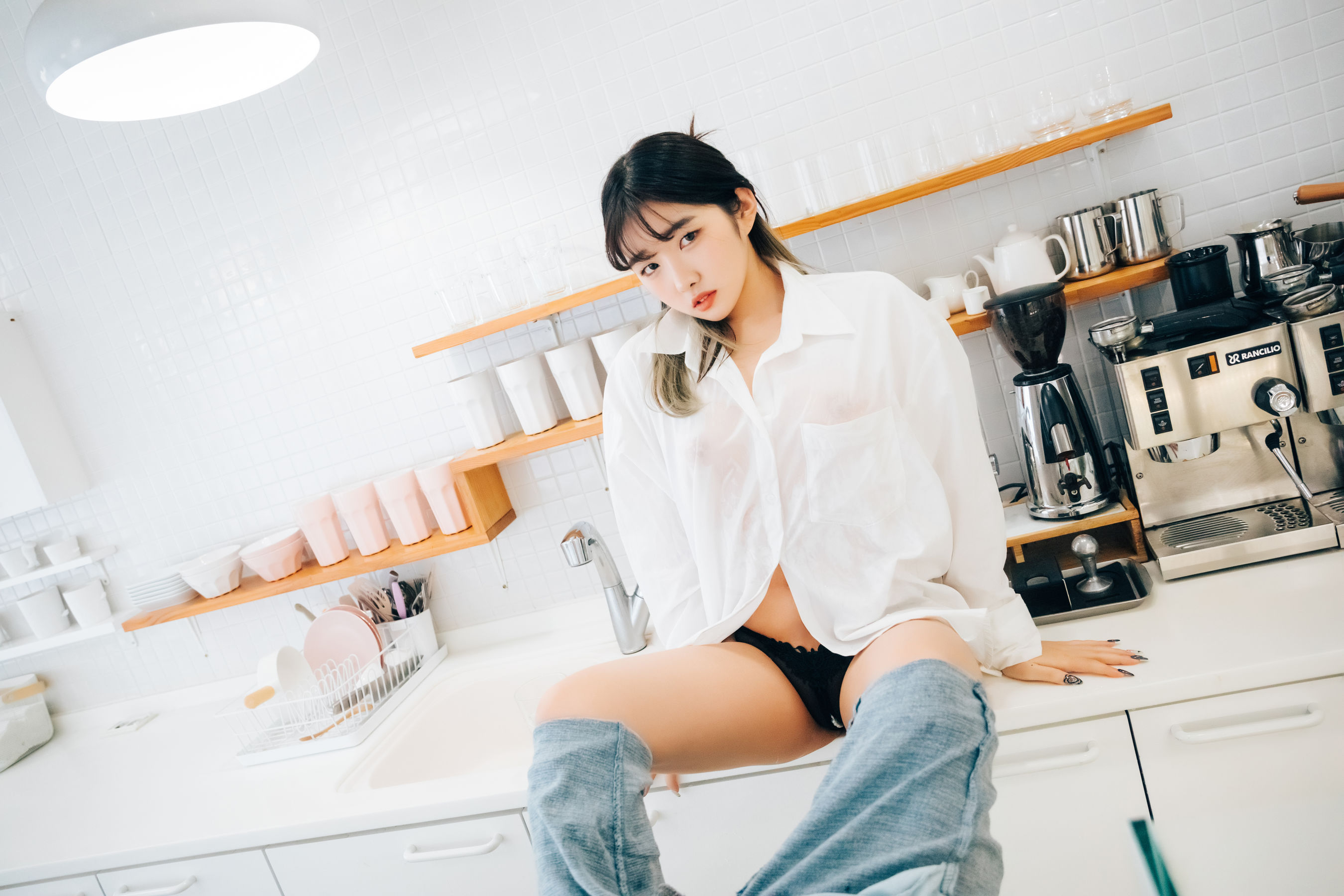[LOOZY]  Sonson - Nude Apron