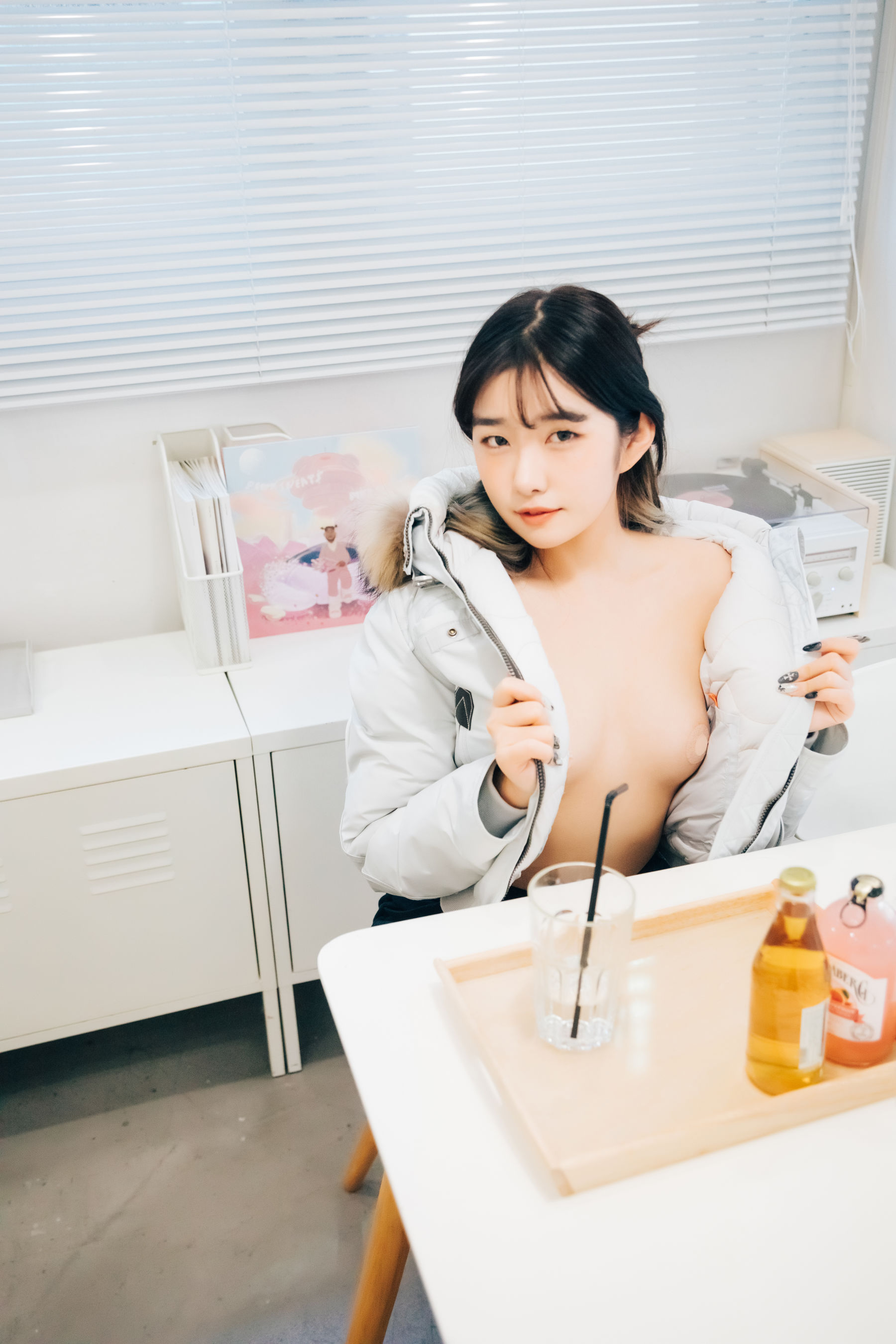 [LOOZY]  Sonson - Nude Apron