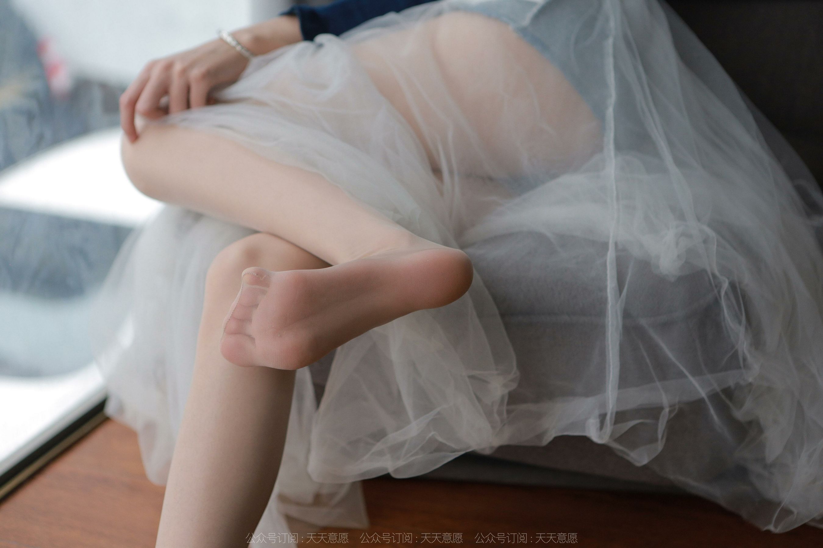 [异思趣向IESS] 模特：团团《长腿白纱》