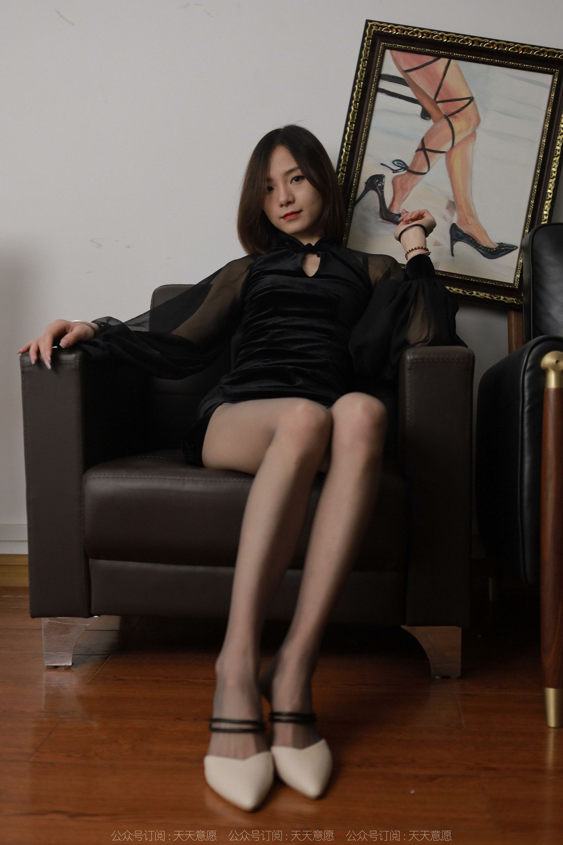 [异思趣向IESS] 模特：小六《暗夜黑玫瑰》