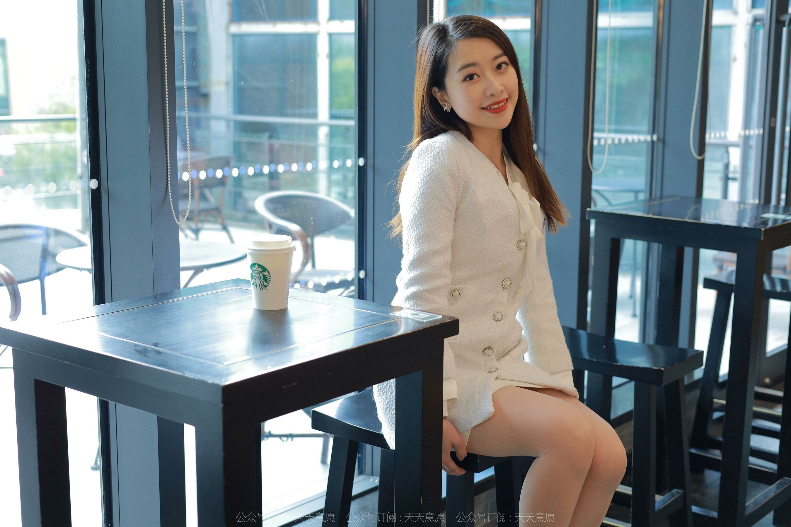 [异思趣向IESS] 模特：小婕《纯白OL套装》
