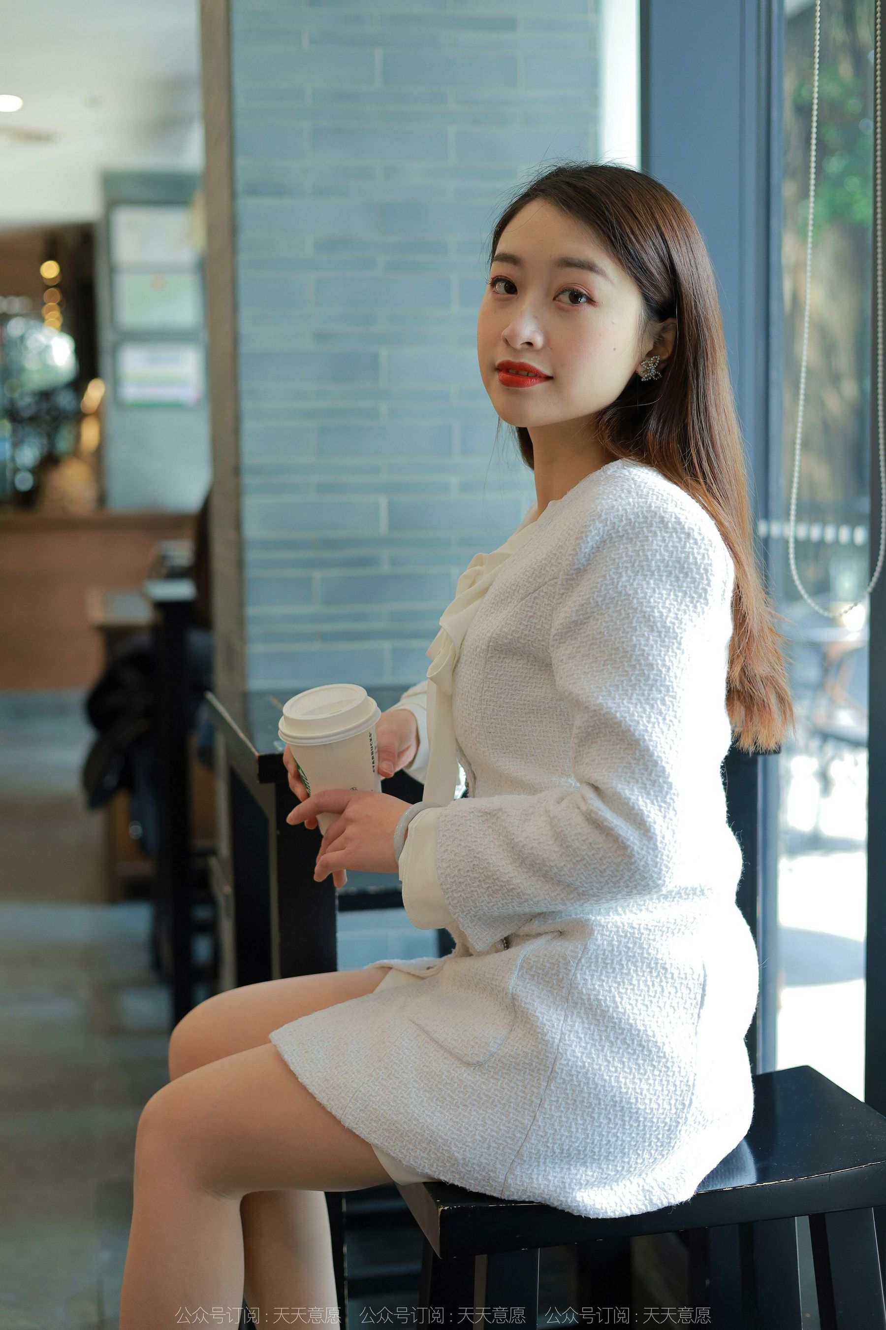 [异思趣向IESS] 模特：小婕《纯白OL套装》