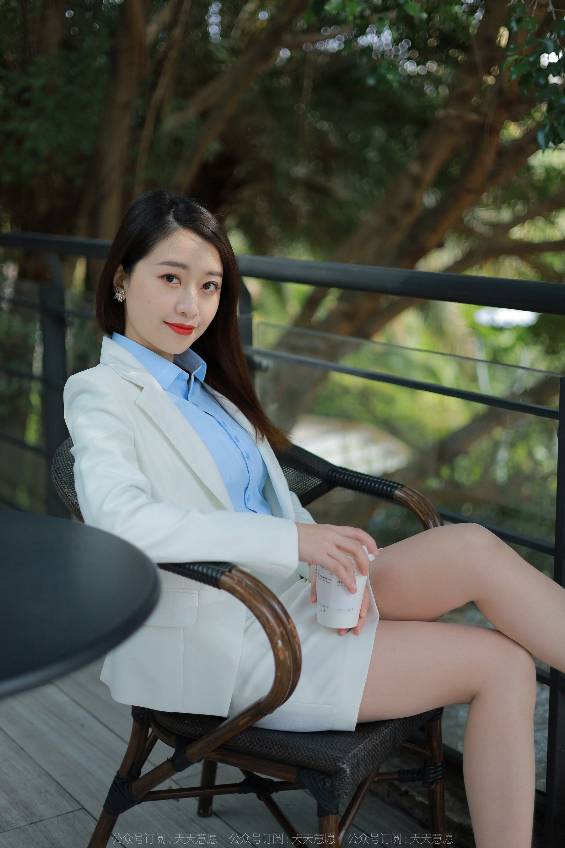 [异思趣向IESS] 模特：小婕《都市白领》