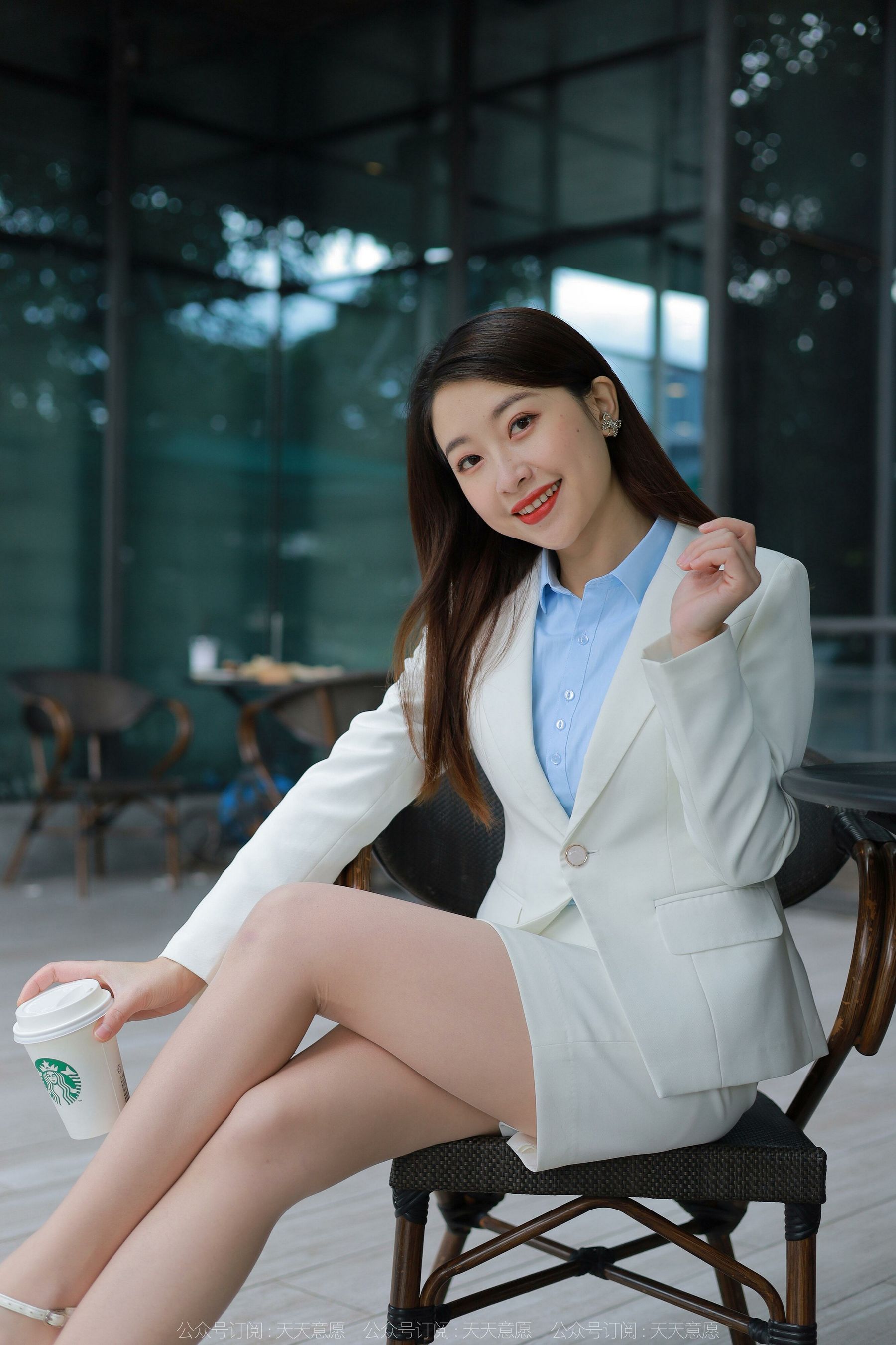 [异思趣向IESS] 模特：小婕《都市白领》