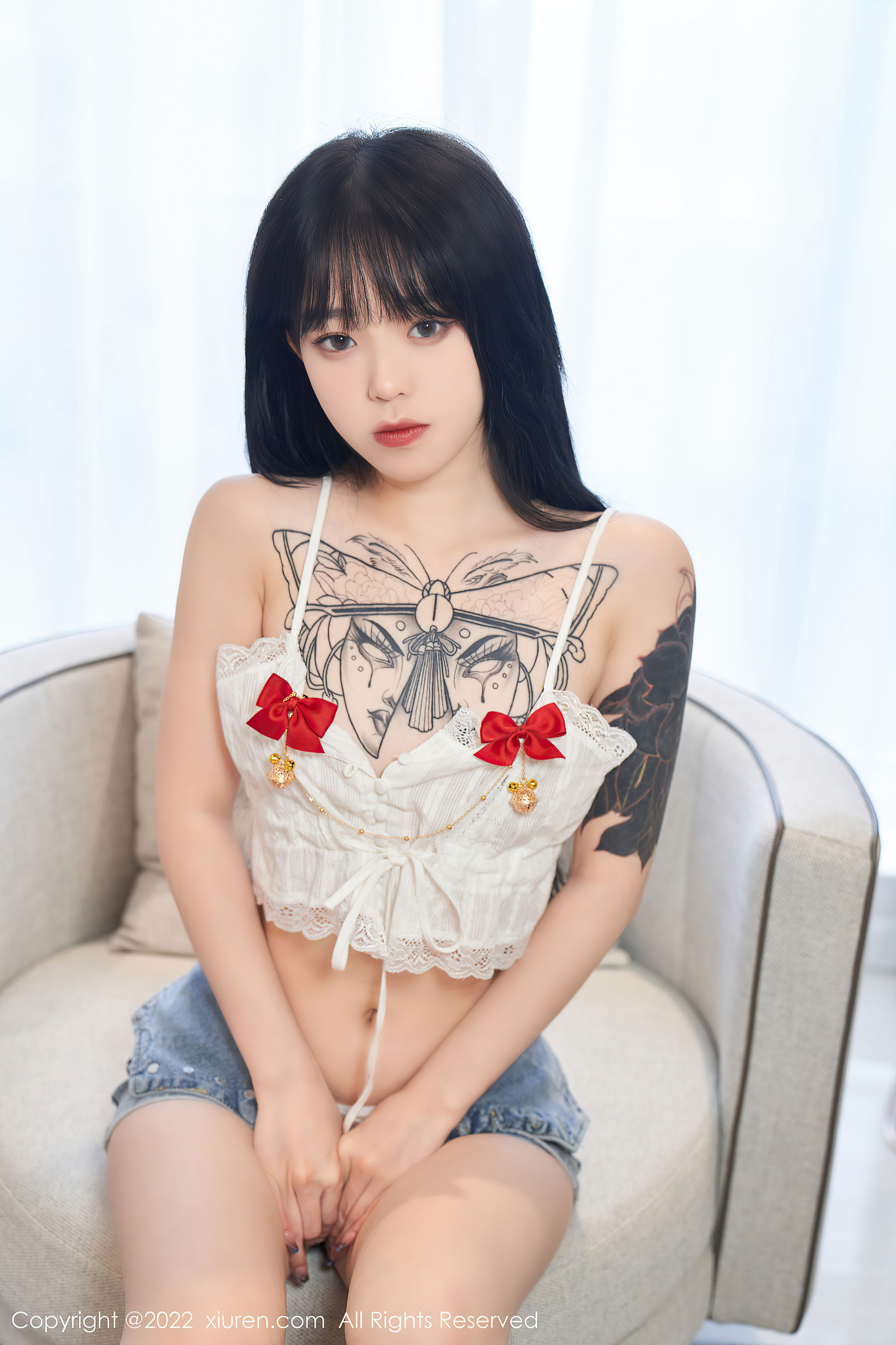 [秀人XiuRen] No.5124 奶瓶