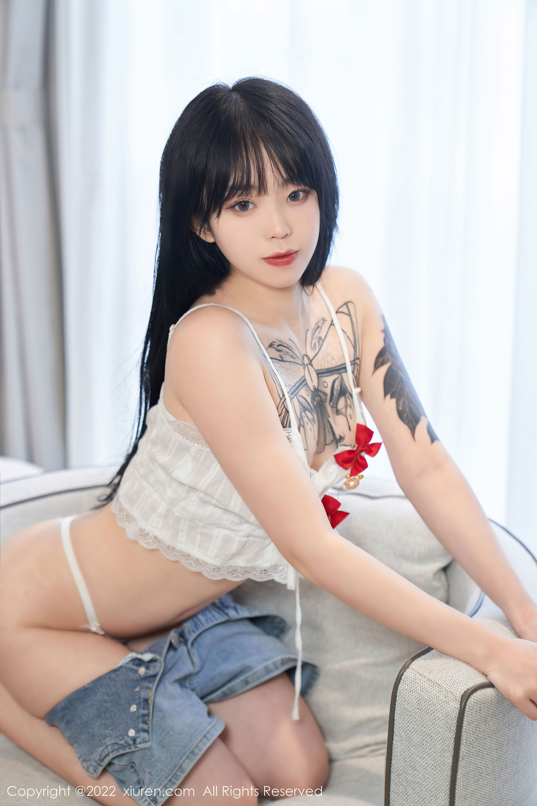 [秀人XiuRen] No.5124 奶瓶