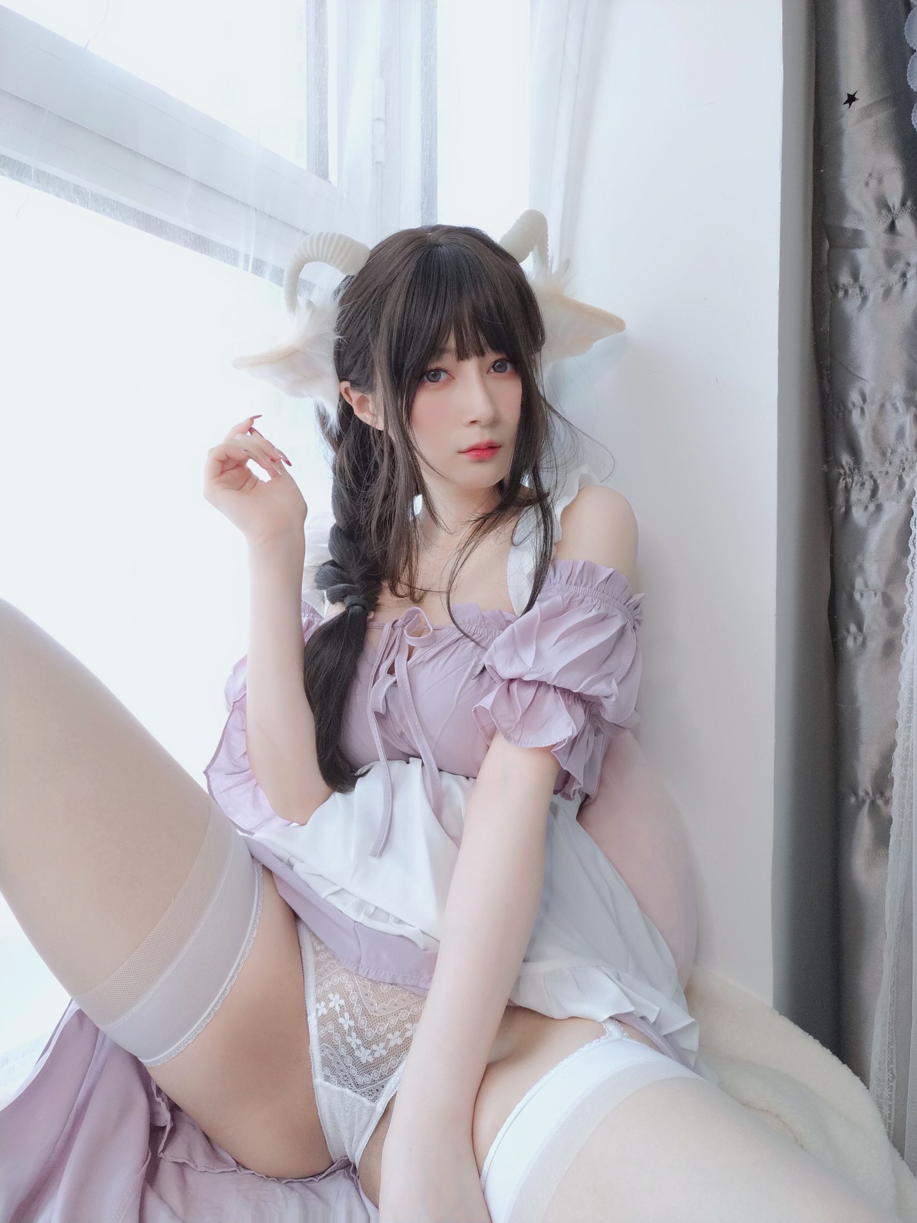[网红COSER] Coser小姐姐白银 - 白丝兔耳女仆
