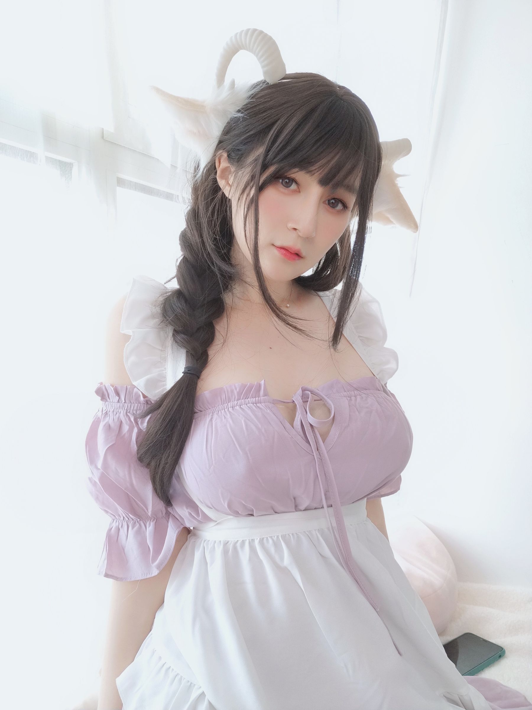 [网红COSER] Coser小姐姐白银 - 白丝兔耳女仆