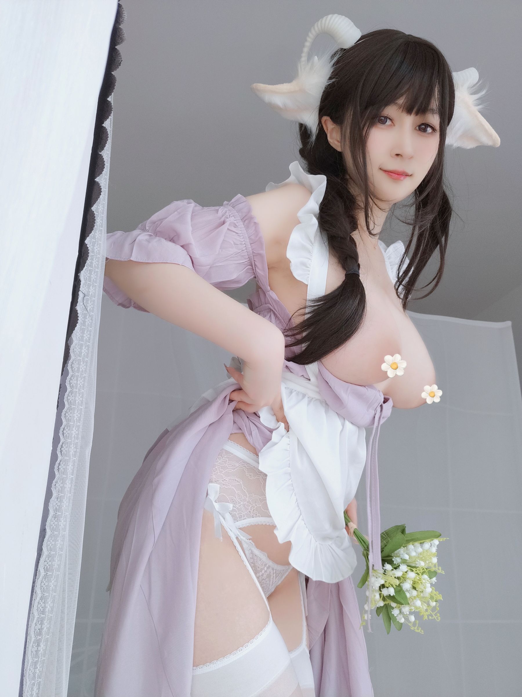 [网红COSER] Coser小姐姐白银 - 白丝兔耳女仆
