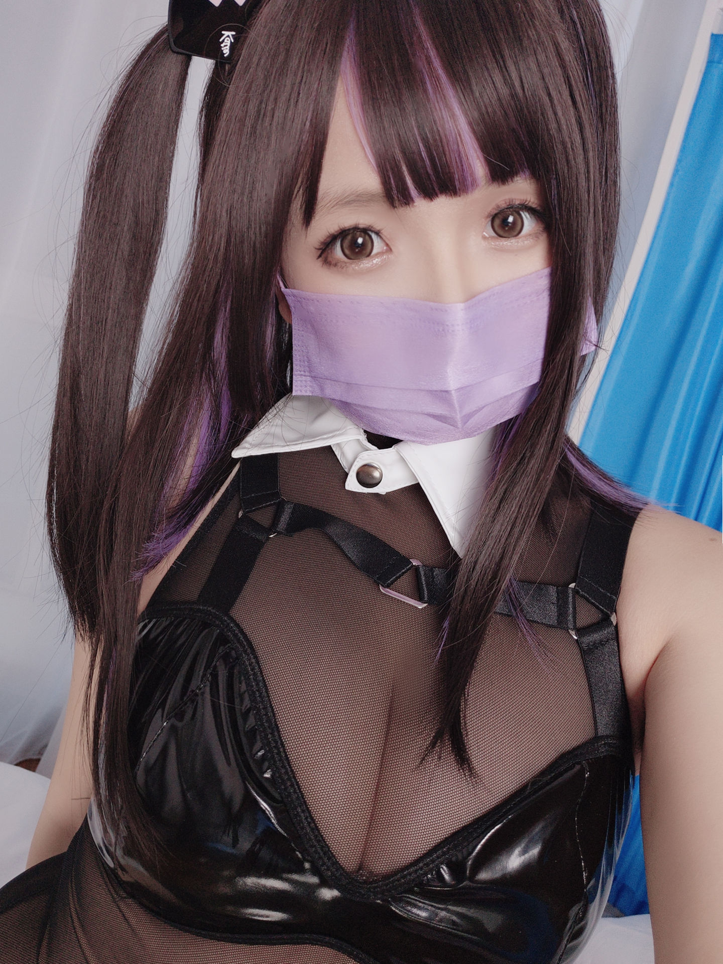 [网红COSER] Cosplay日奈娇 - 口罩护士自摄