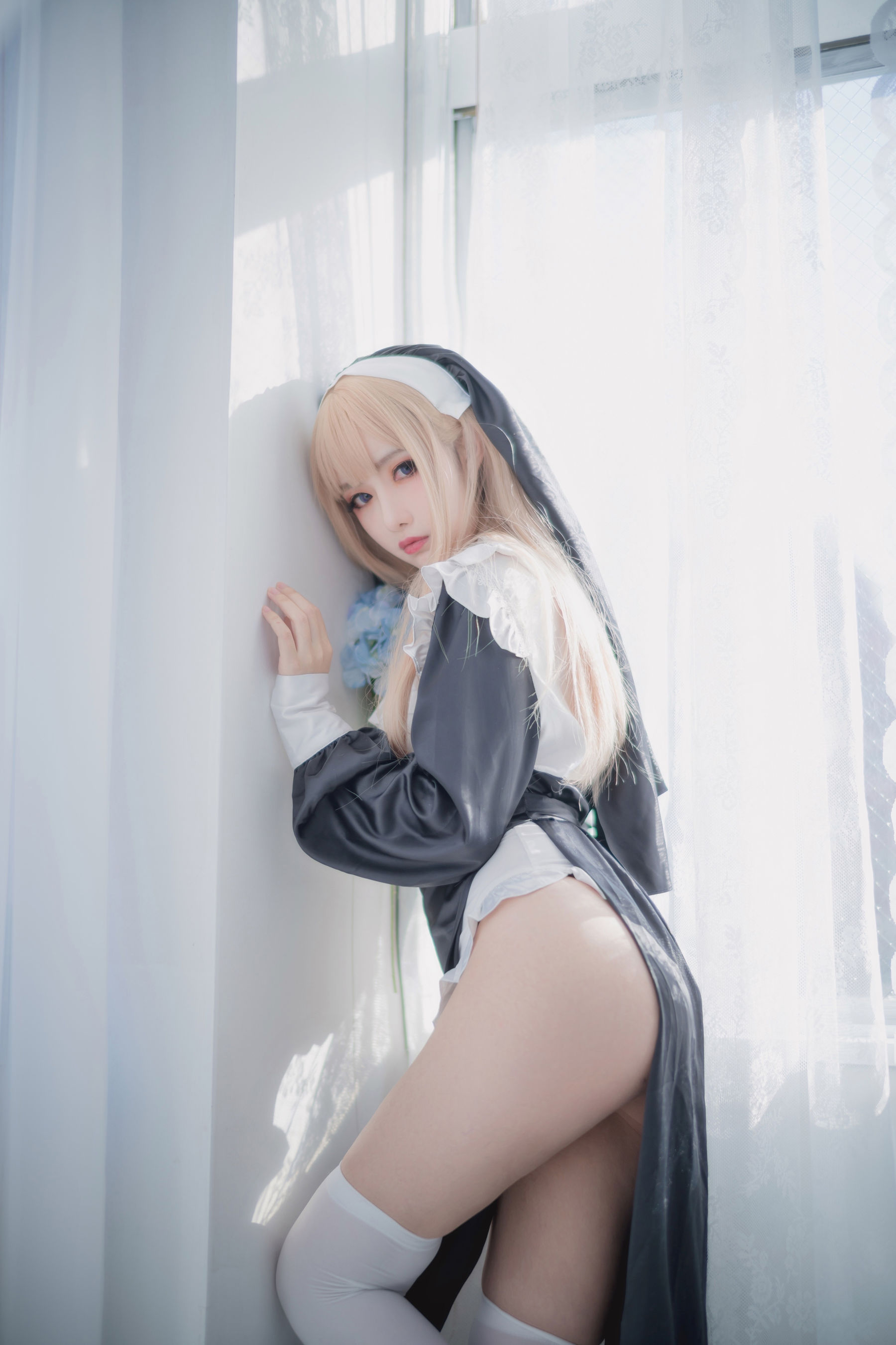 [网红COSER] Shika小鹿鹿 - 修女