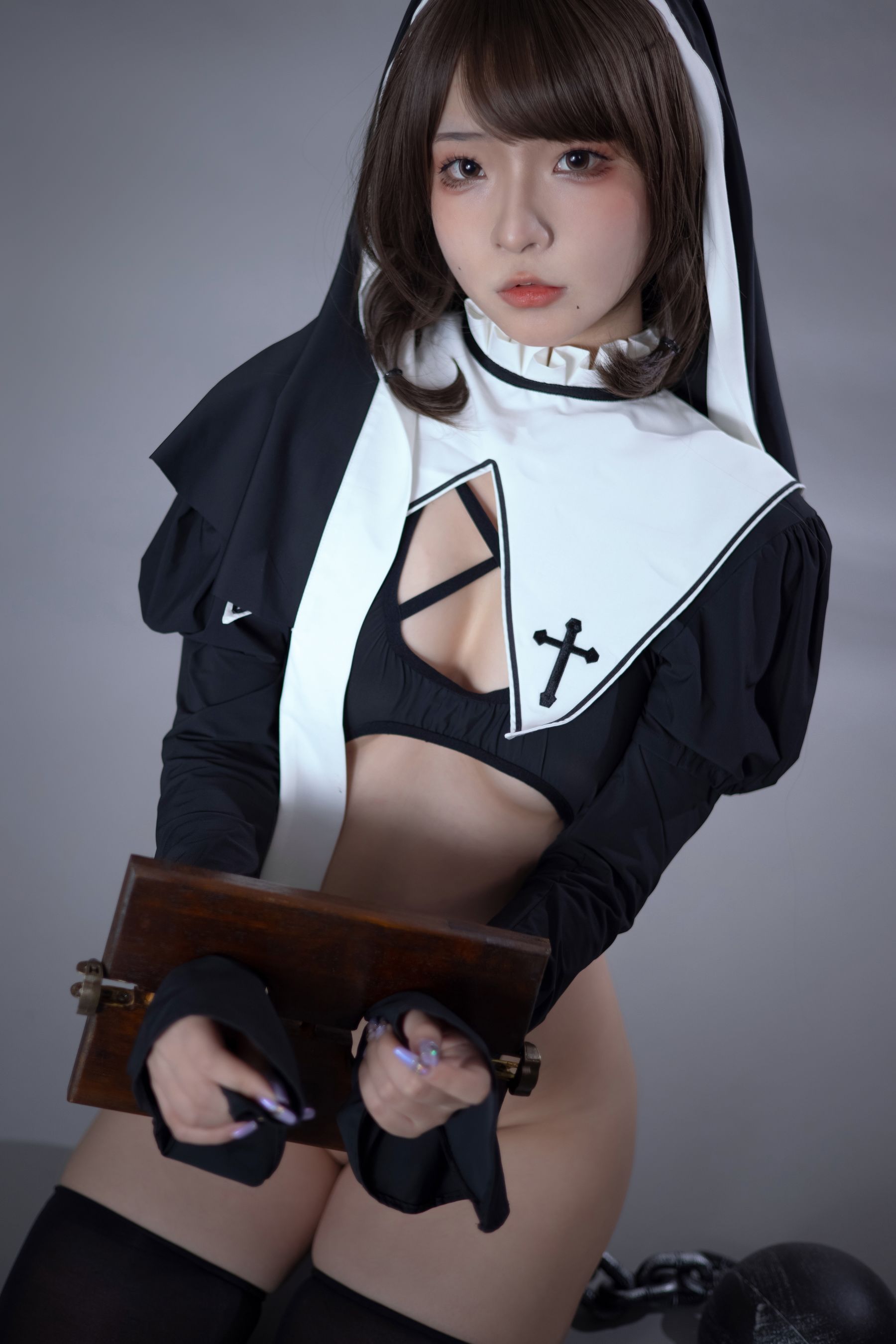 [网红COSER] yuuhui玉汇 - 罪罚修女