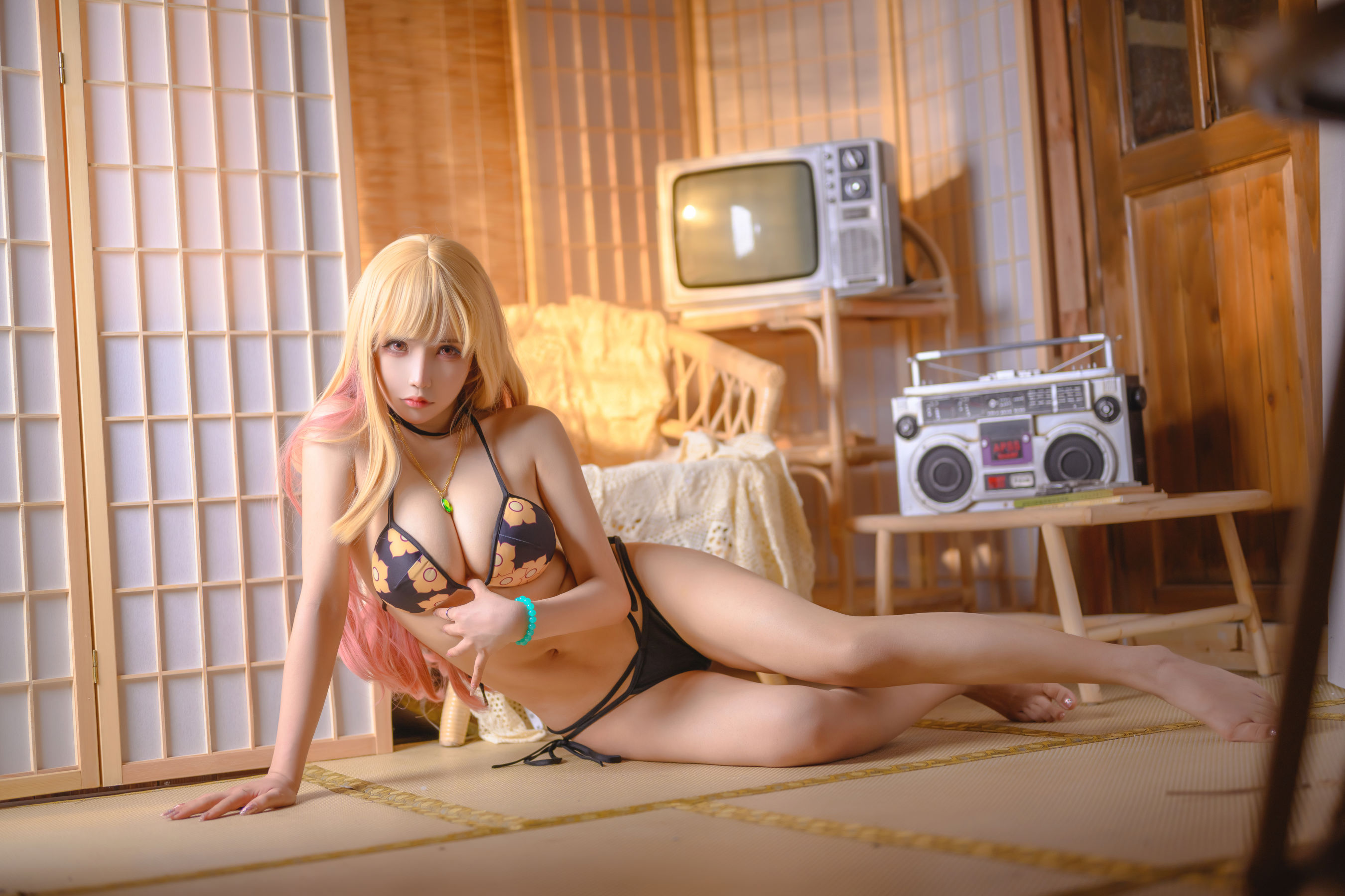 [网红COSER] 二次元妹子抱走莫子aa - 喜多川泳装