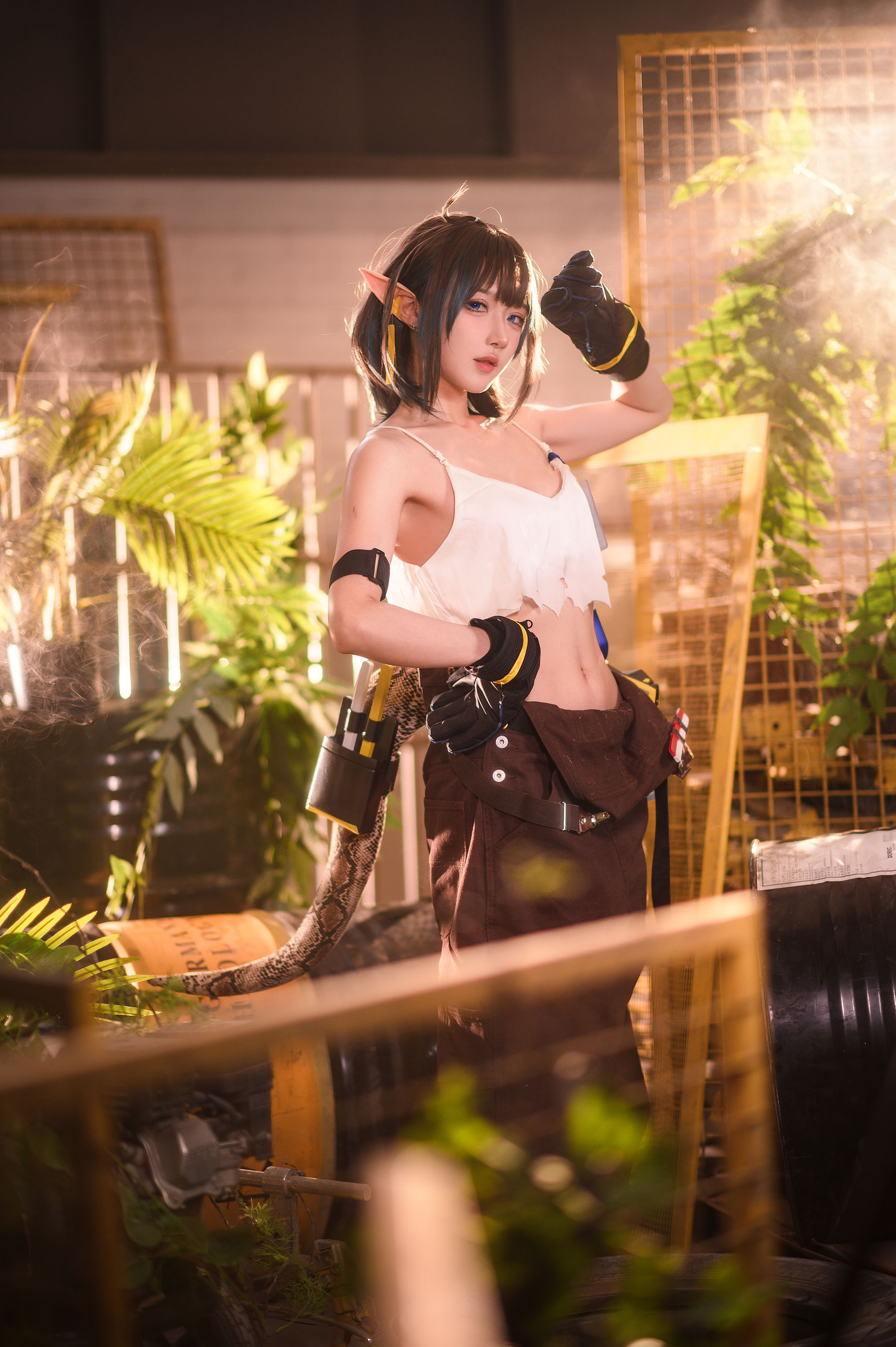 [网红COSER] 动漫博主阿包也是兔娘 - 明日方舟 森蚺