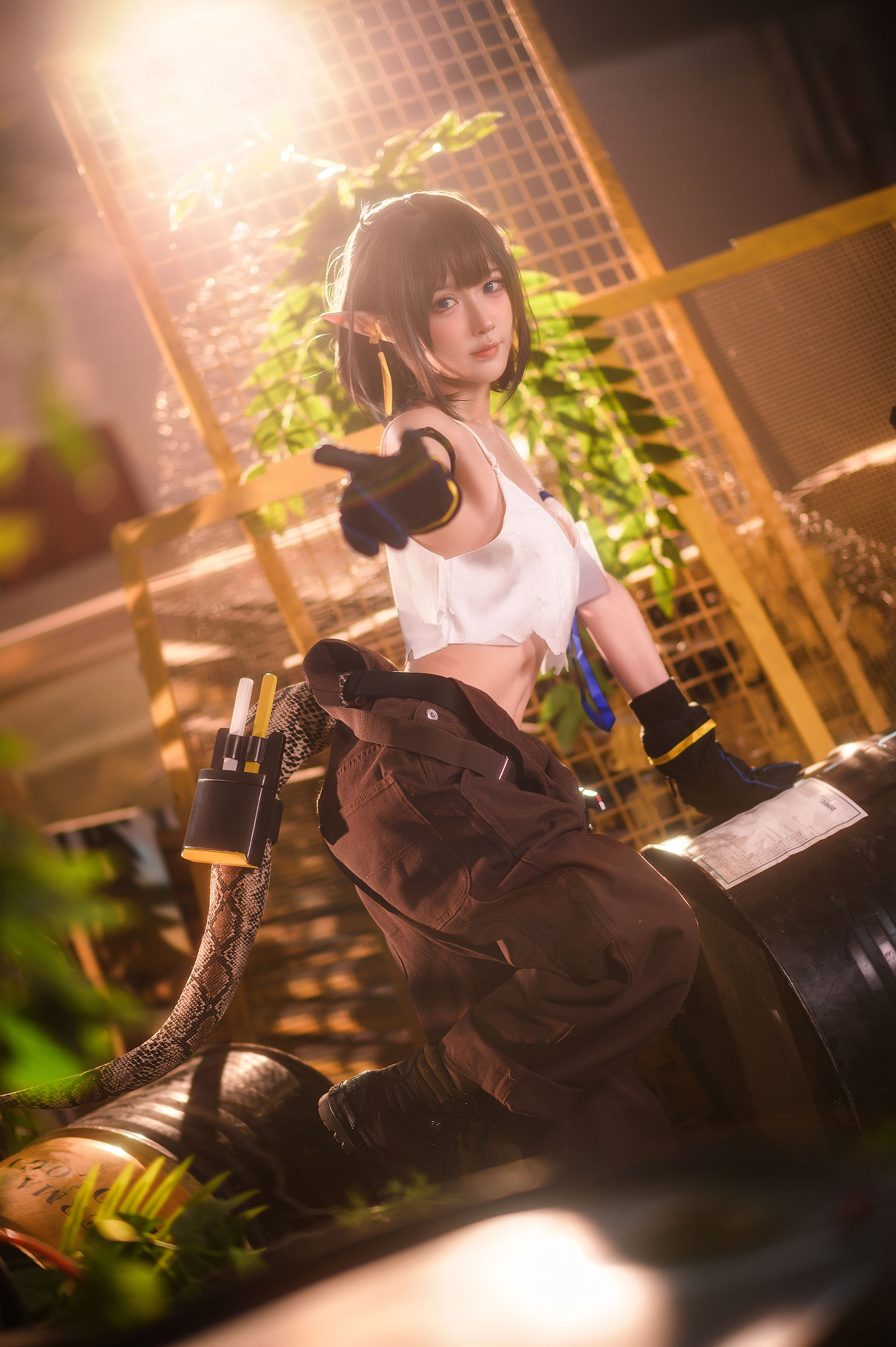 [网红COSER] 动漫博主阿包也是兔娘 - 明日方舟 森蚺
