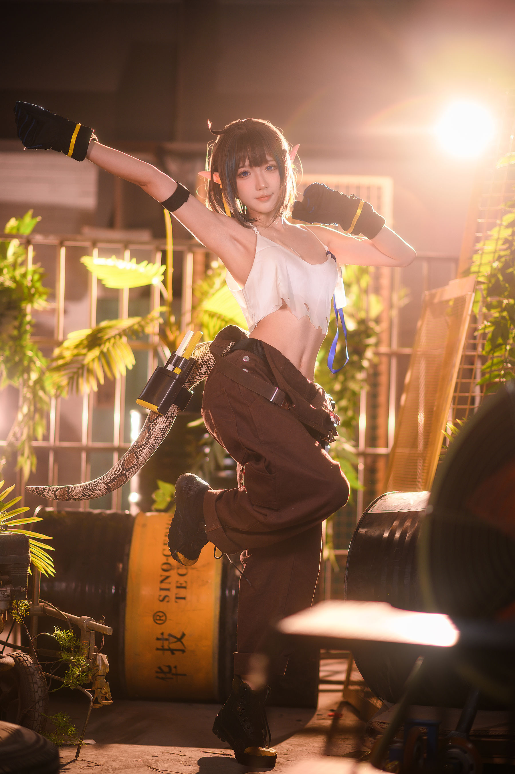 [网红COSER] 动漫博主阿包也是兔娘 - 明日方舟 森蚺