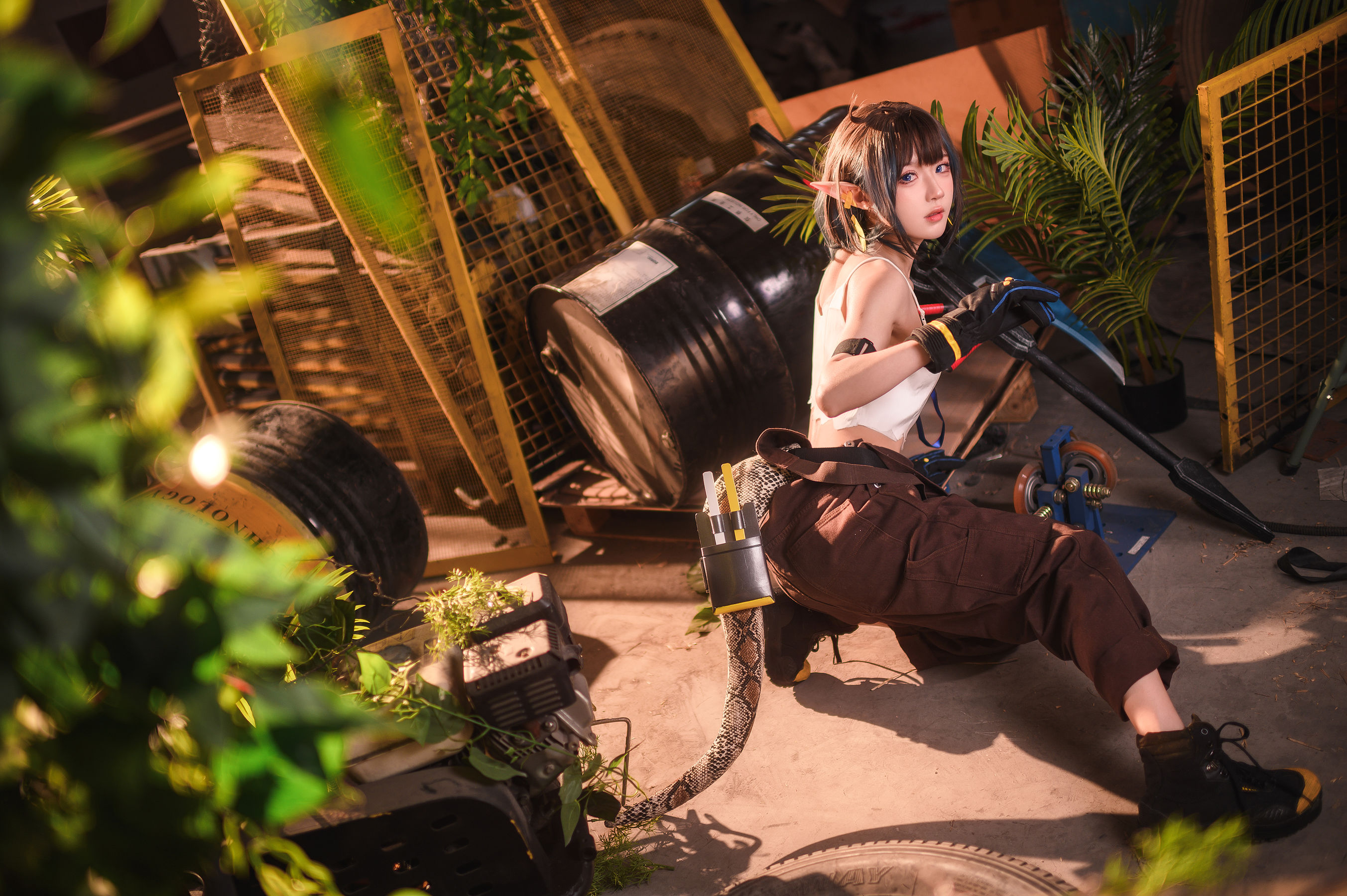 [网红COSER] 动漫博主阿包也是兔娘 - 明日方舟 森蚺