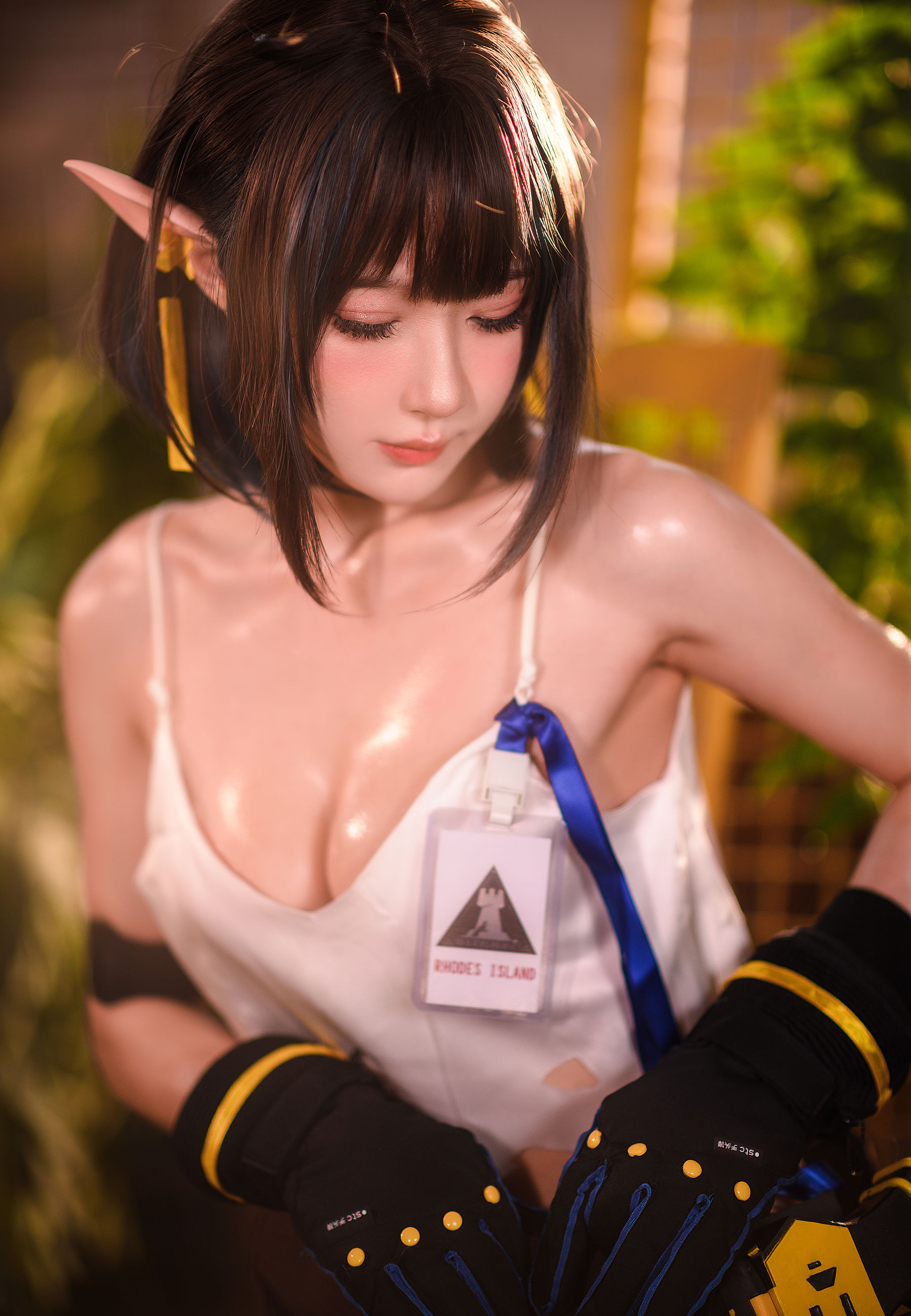 [网红COSER] 动漫博主阿包也是兔娘 - 明日方舟 森蚺