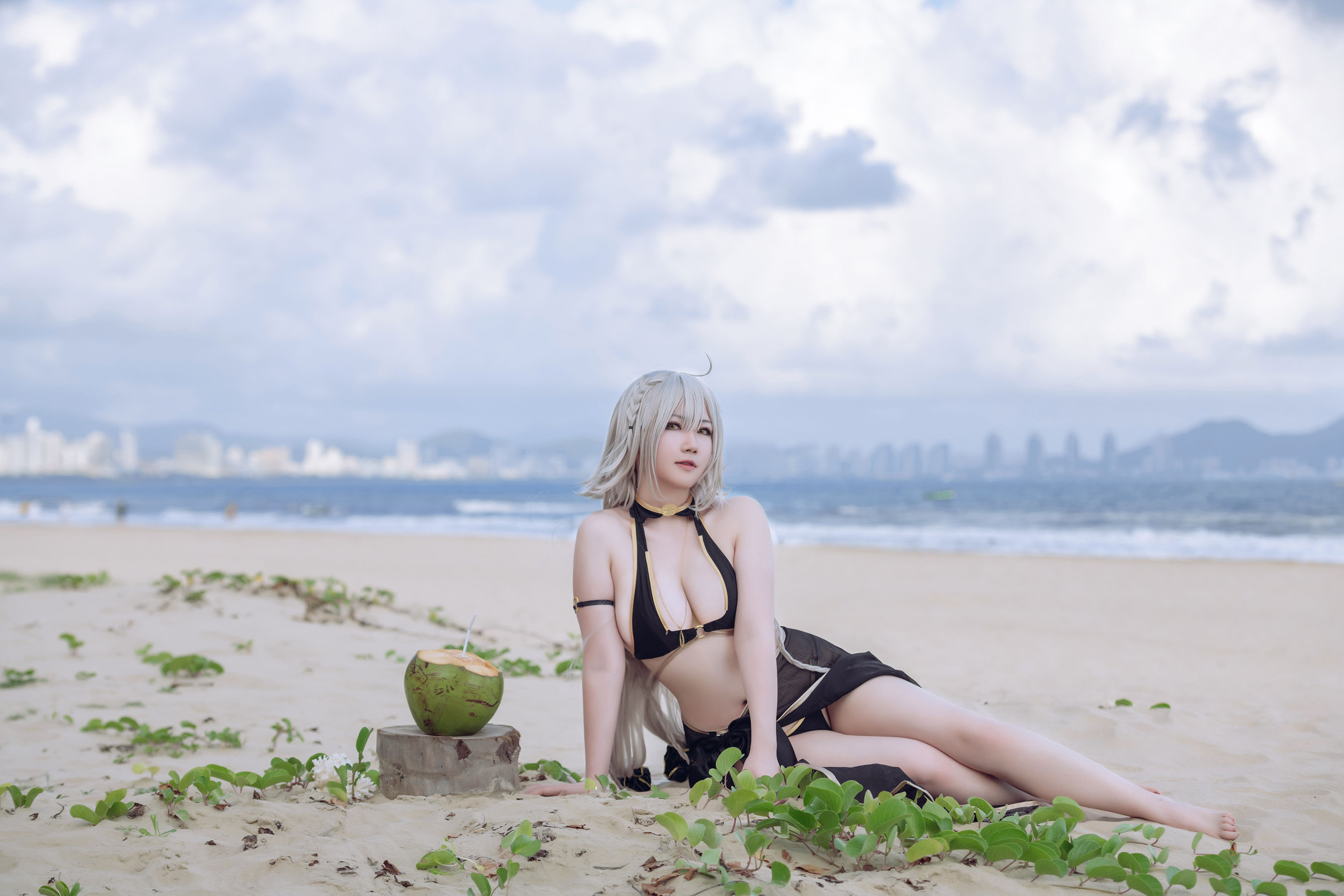 [网红COSER] 微肉感萌妹是本末末 - 贞德
