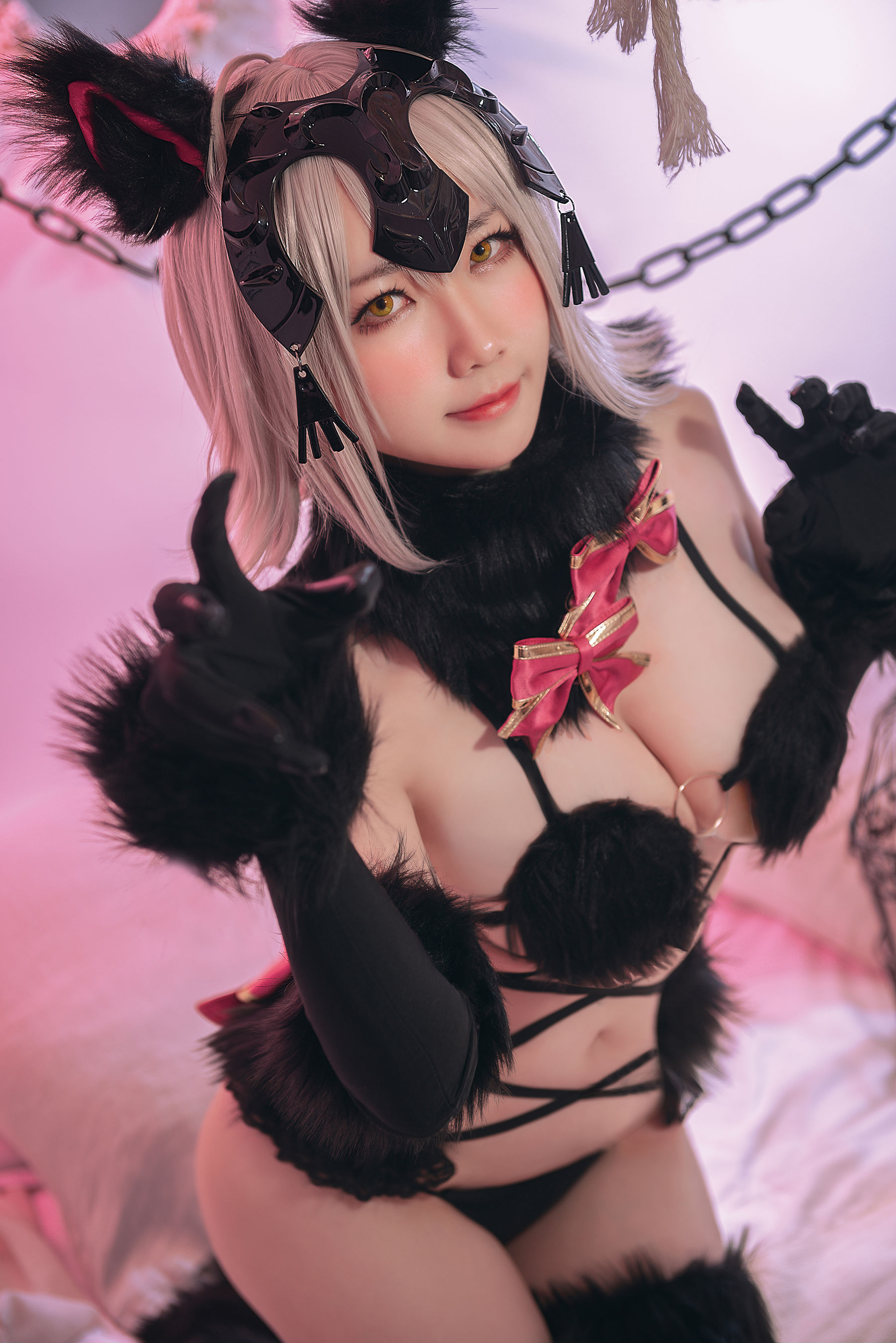 [网红COSER] 微肉感萌妹是本末末 - 贞德