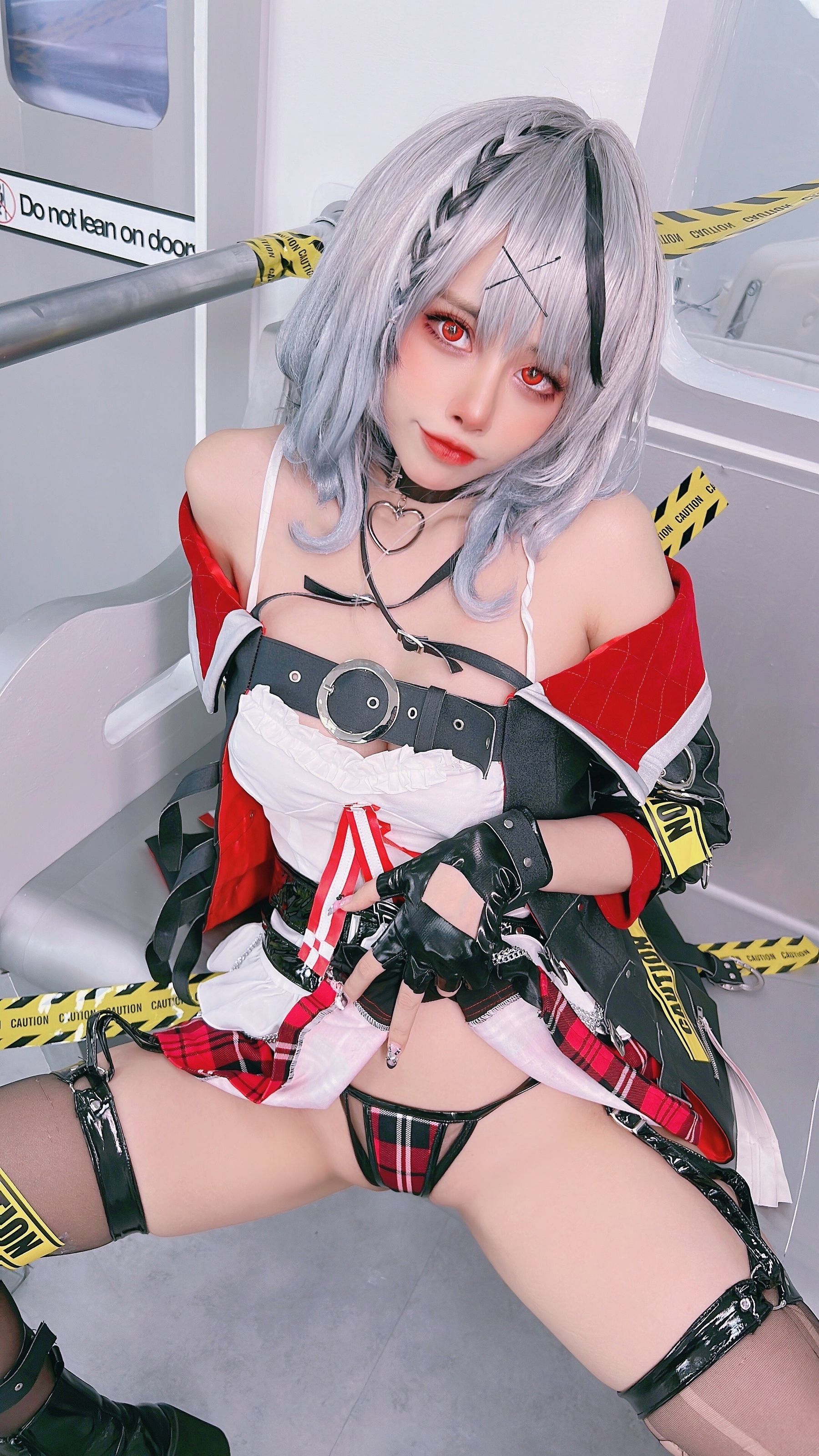 [网红COSER] 日本性感萝莉Byoru - Sakamata Chloe