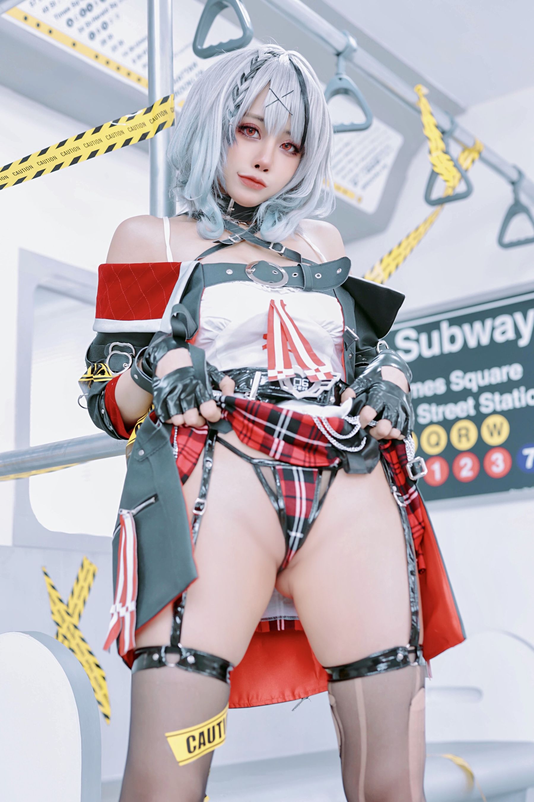 [网红COSER] 日本性感萝莉Byoru - Sakamata Chloe