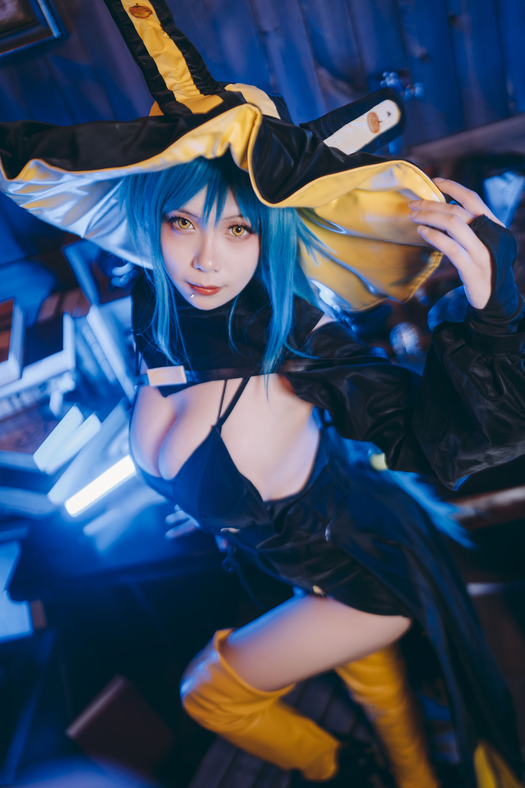 [网红COSER] 末夜787 - 黄棚树城
