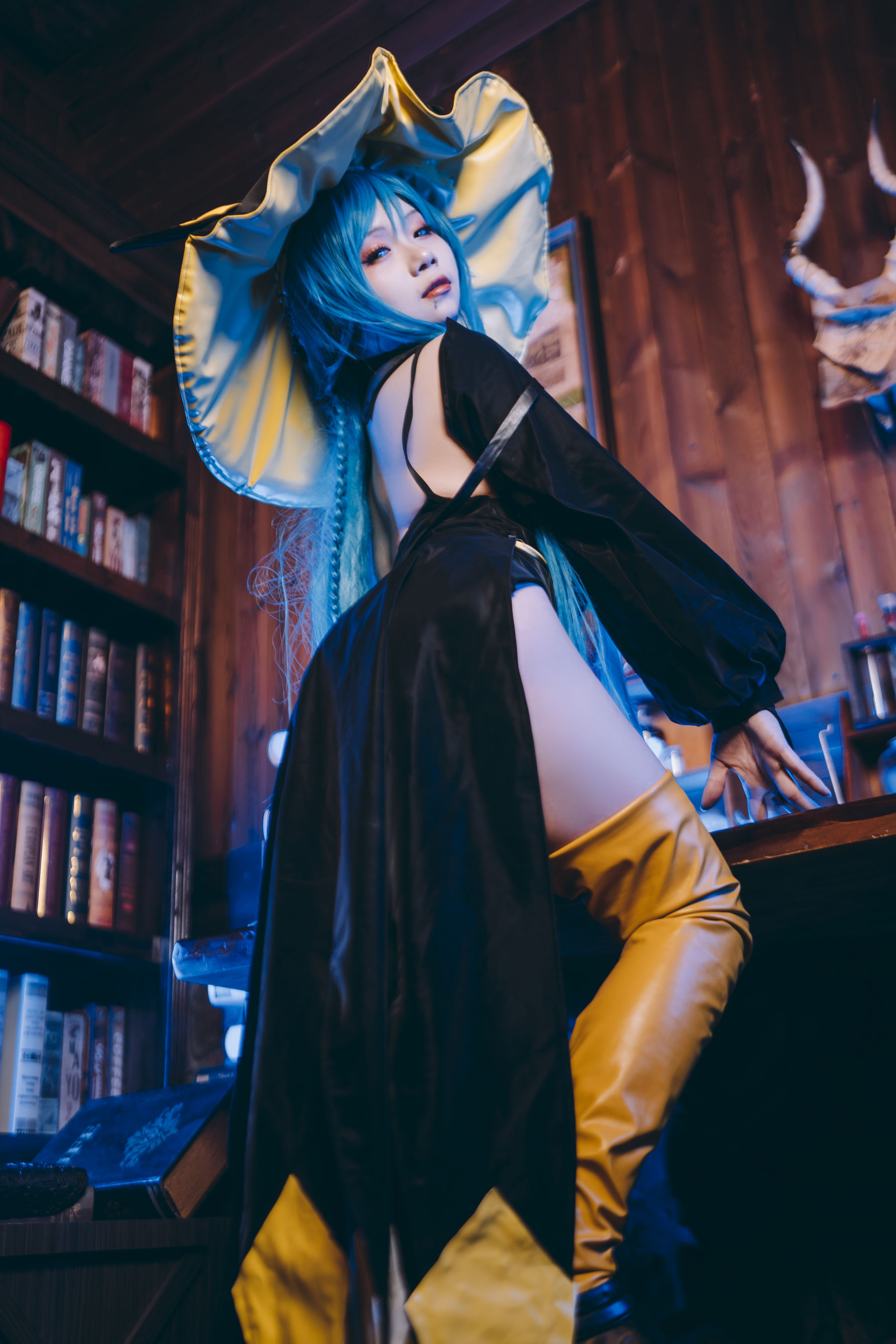 [网红COSER] 末夜787 - 黄棚树城