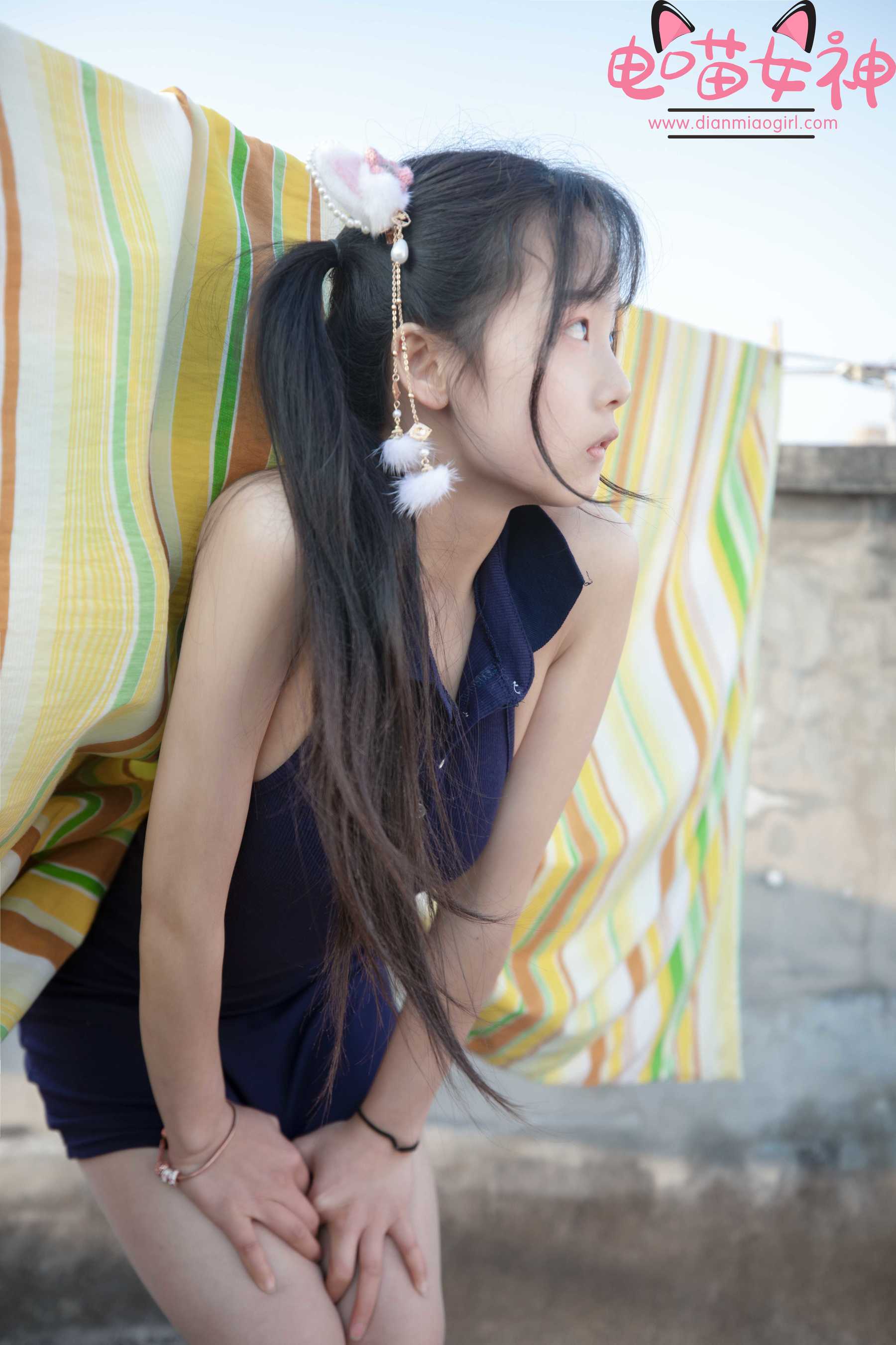 [网红COSER] 电喵女神 - 灵唯 天台