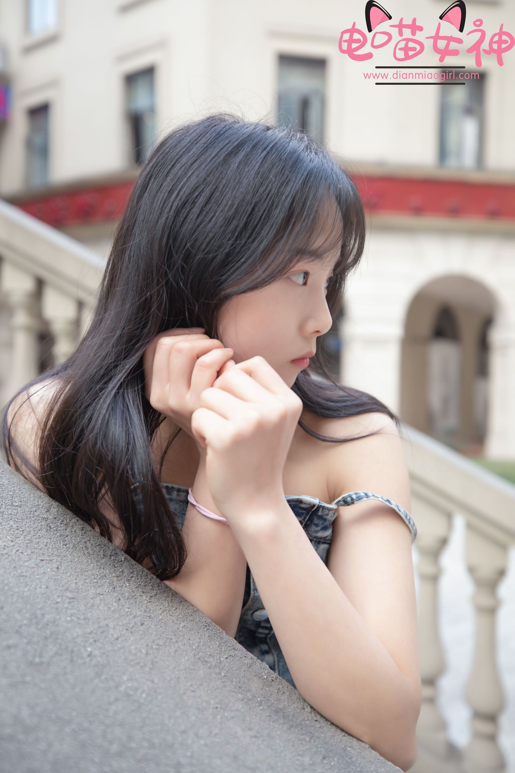 [网红COSER] 电喵女神 - 灵唯 稚嫩小白鞋
