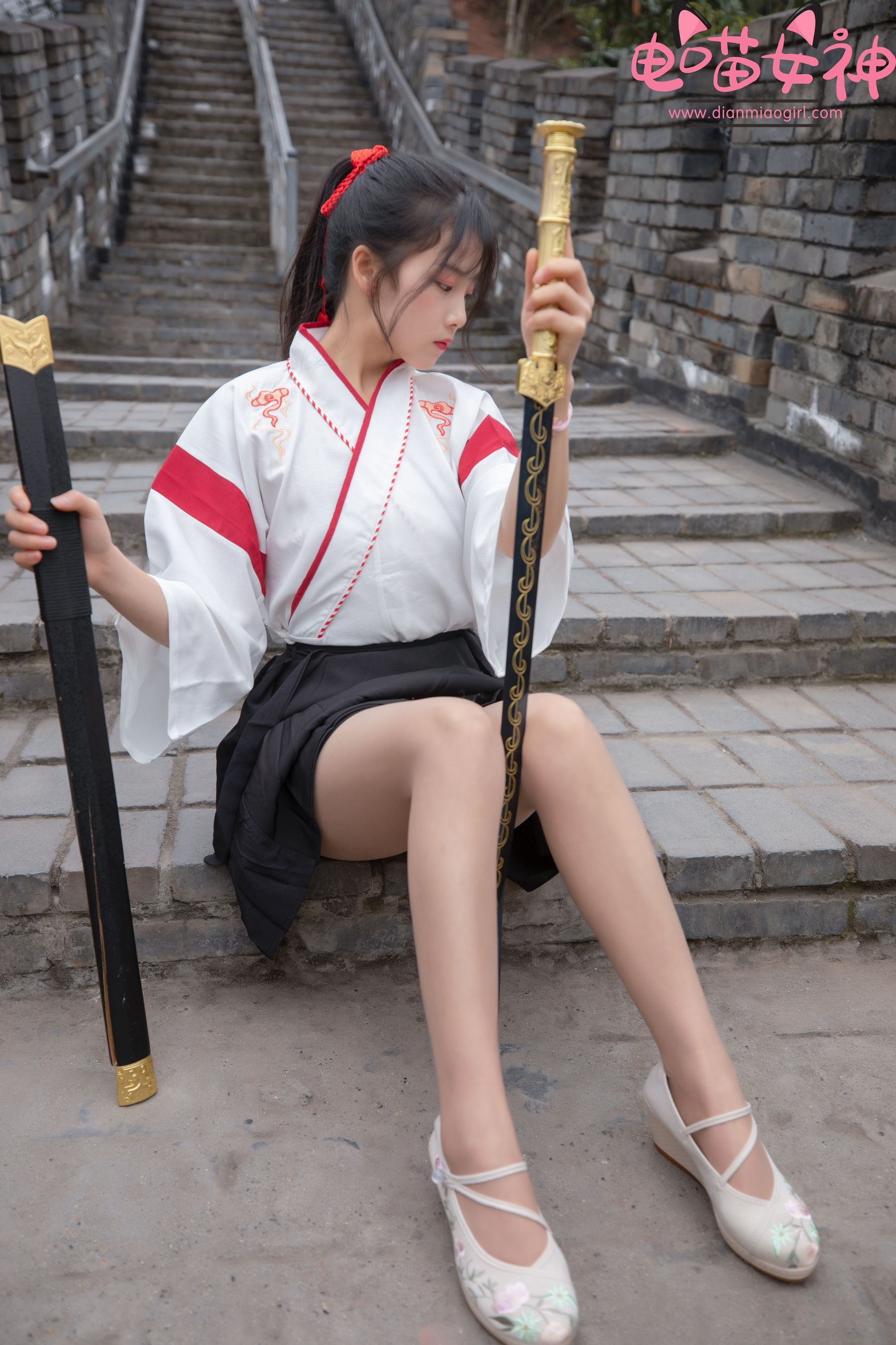 [网红COSER] 电喵女神 - 灵唯 长城古装