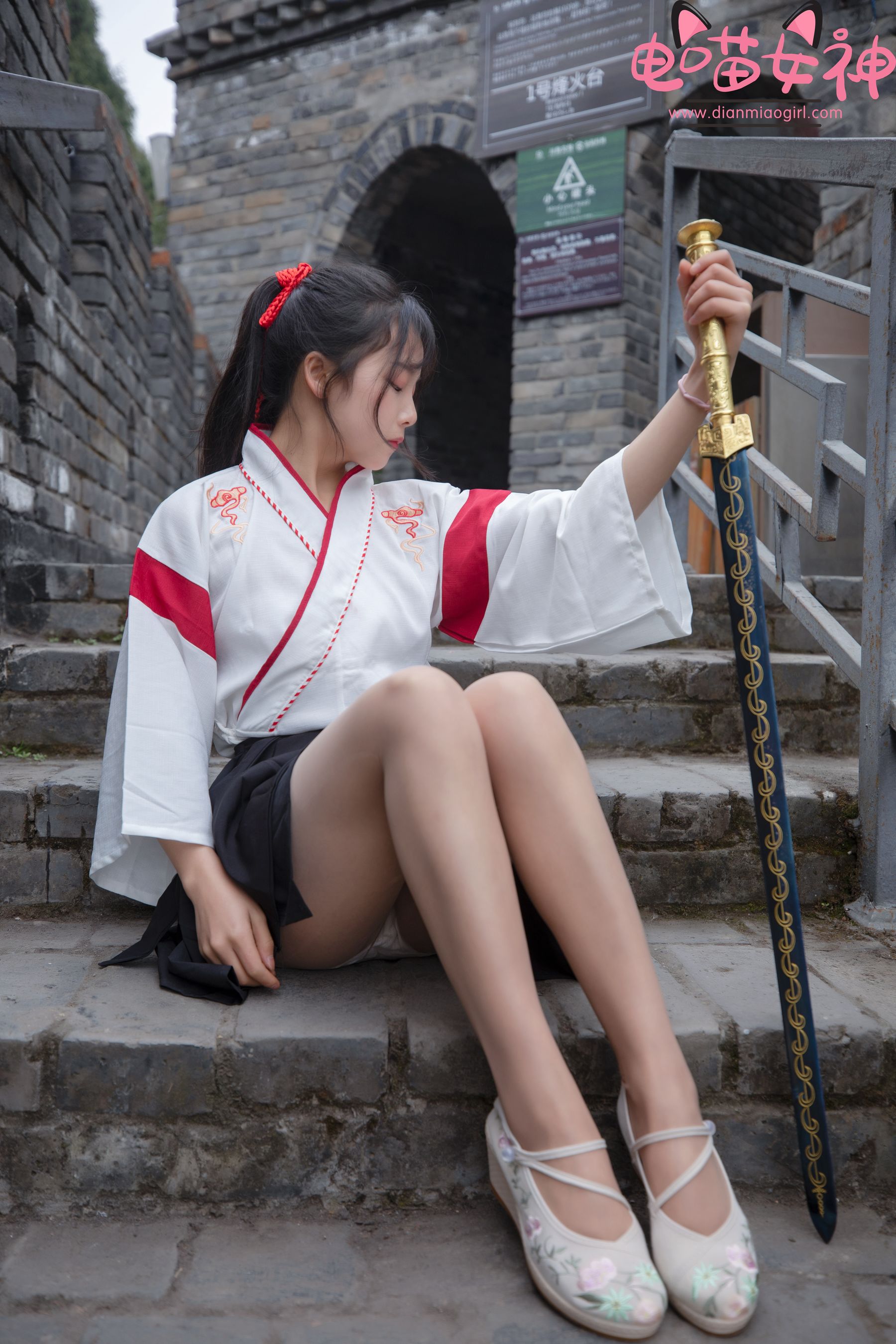 [网红COSER] 电喵女神 - 灵唯 长城古装