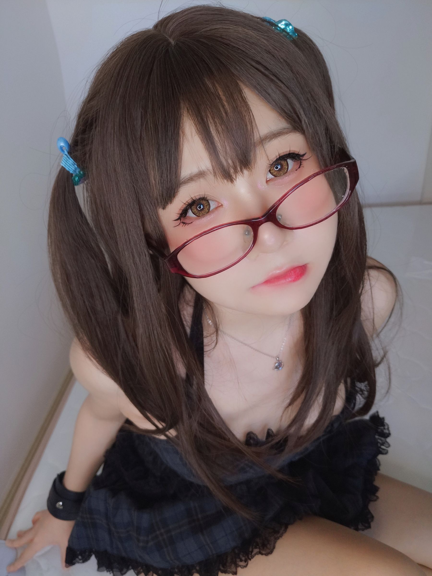 [网红COSER] 萌妹子Coser摇摇乐yoyo - 黑裙