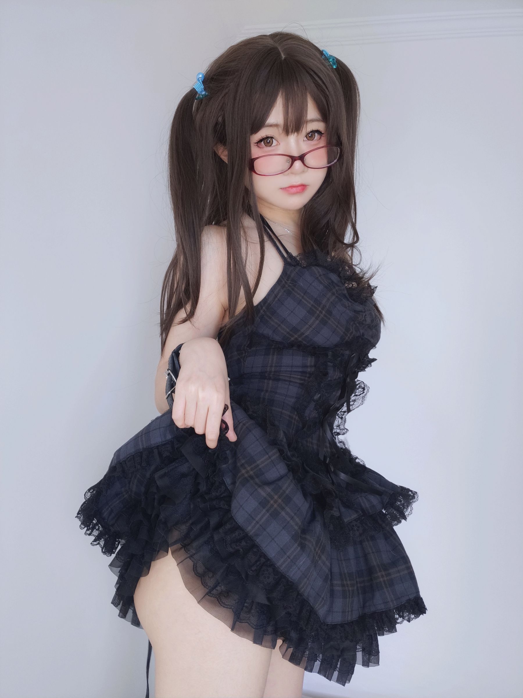 [网红COSER] 萌妹子Coser摇摇乐yoyo - 黑裙